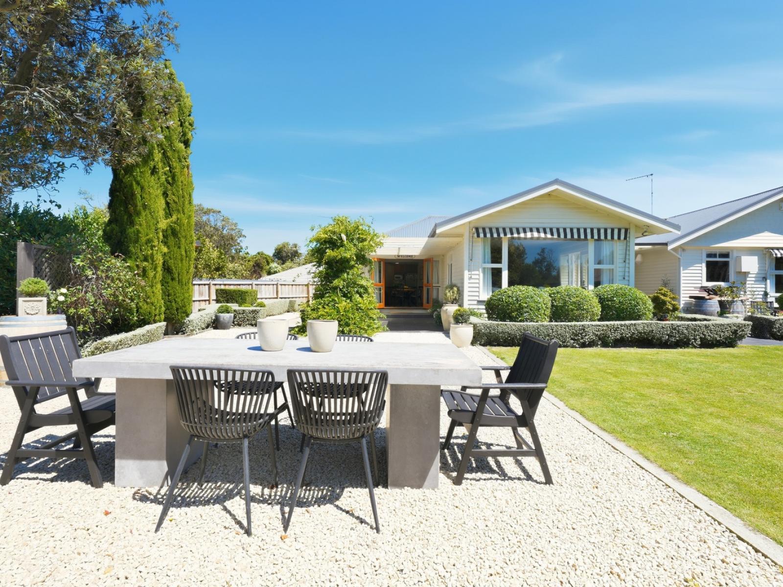 2 Church Street, Amberley