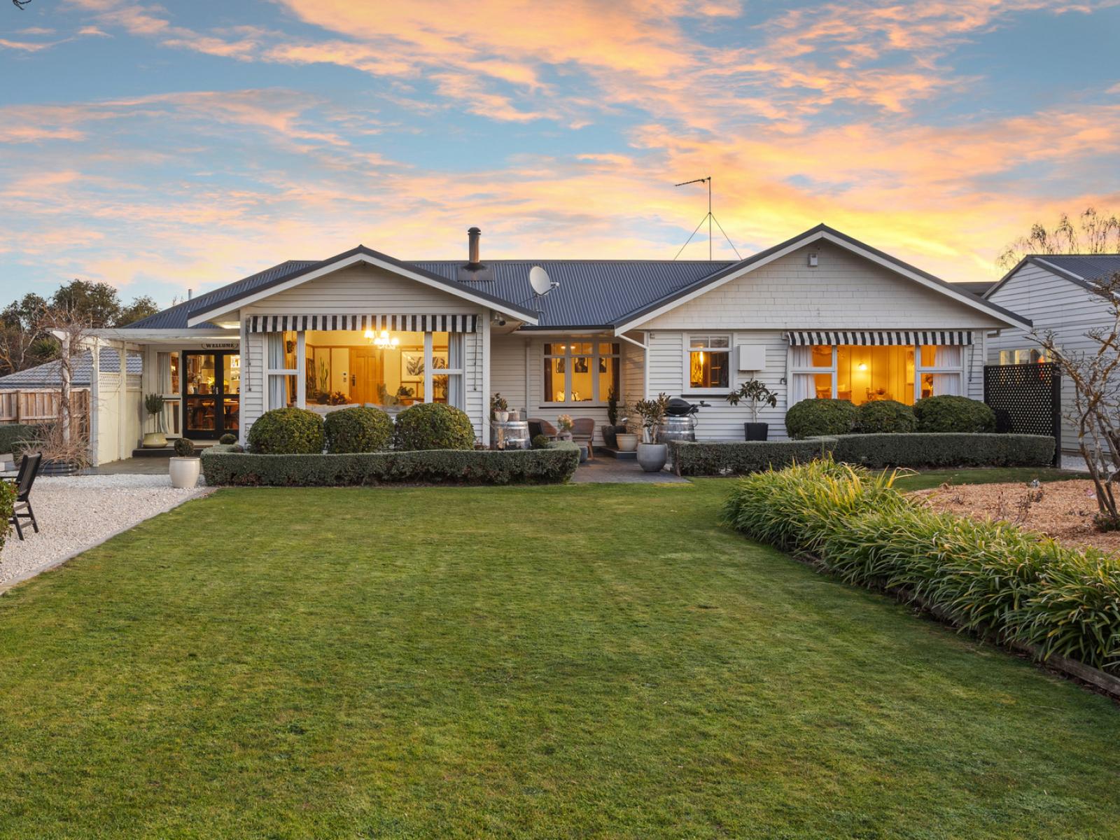 2 Church Street, Amberley