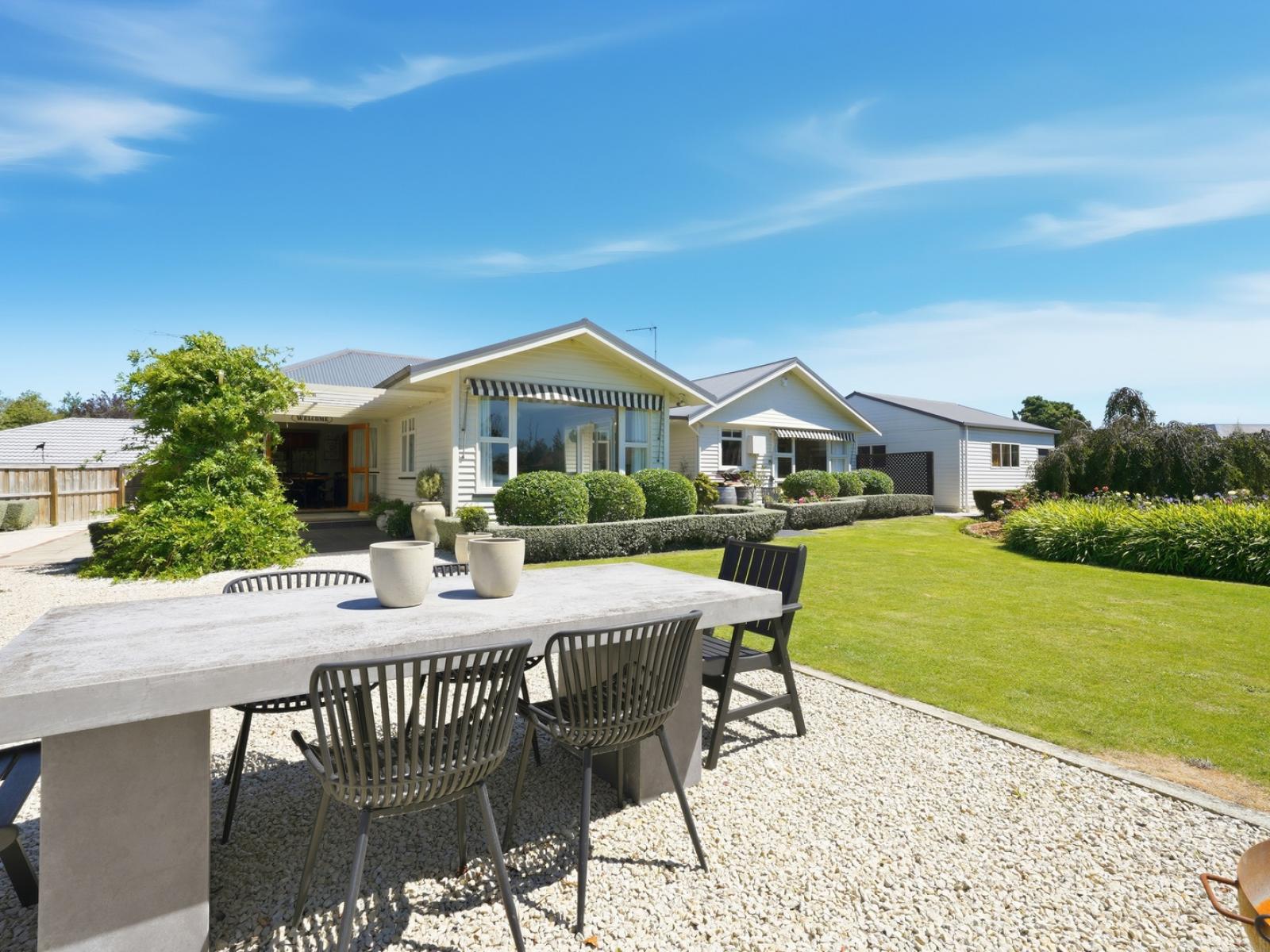 2 Church Street, Amberley