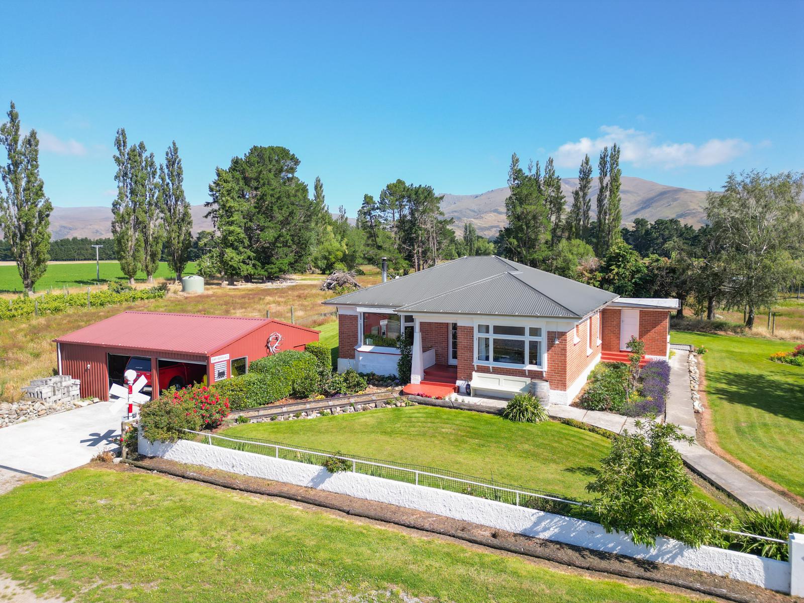 359 Glassford Road, Drybread