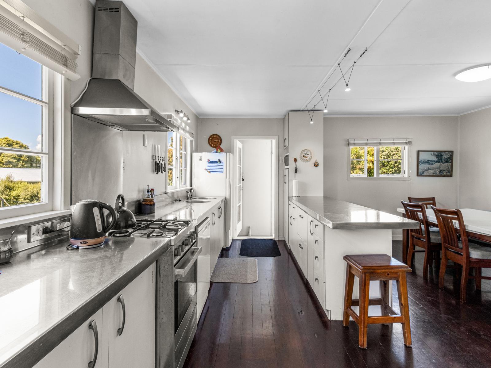 101 Clawton Street, Westown