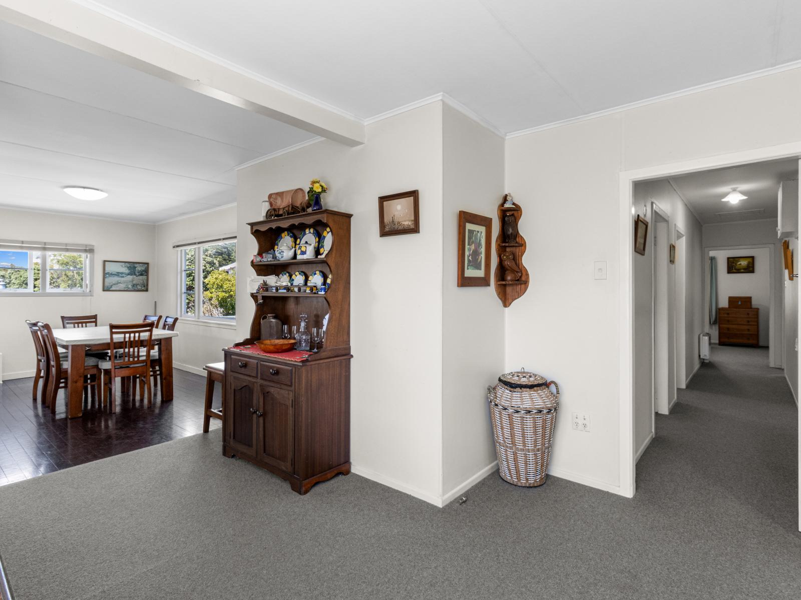 101 Clawton Street, Westown