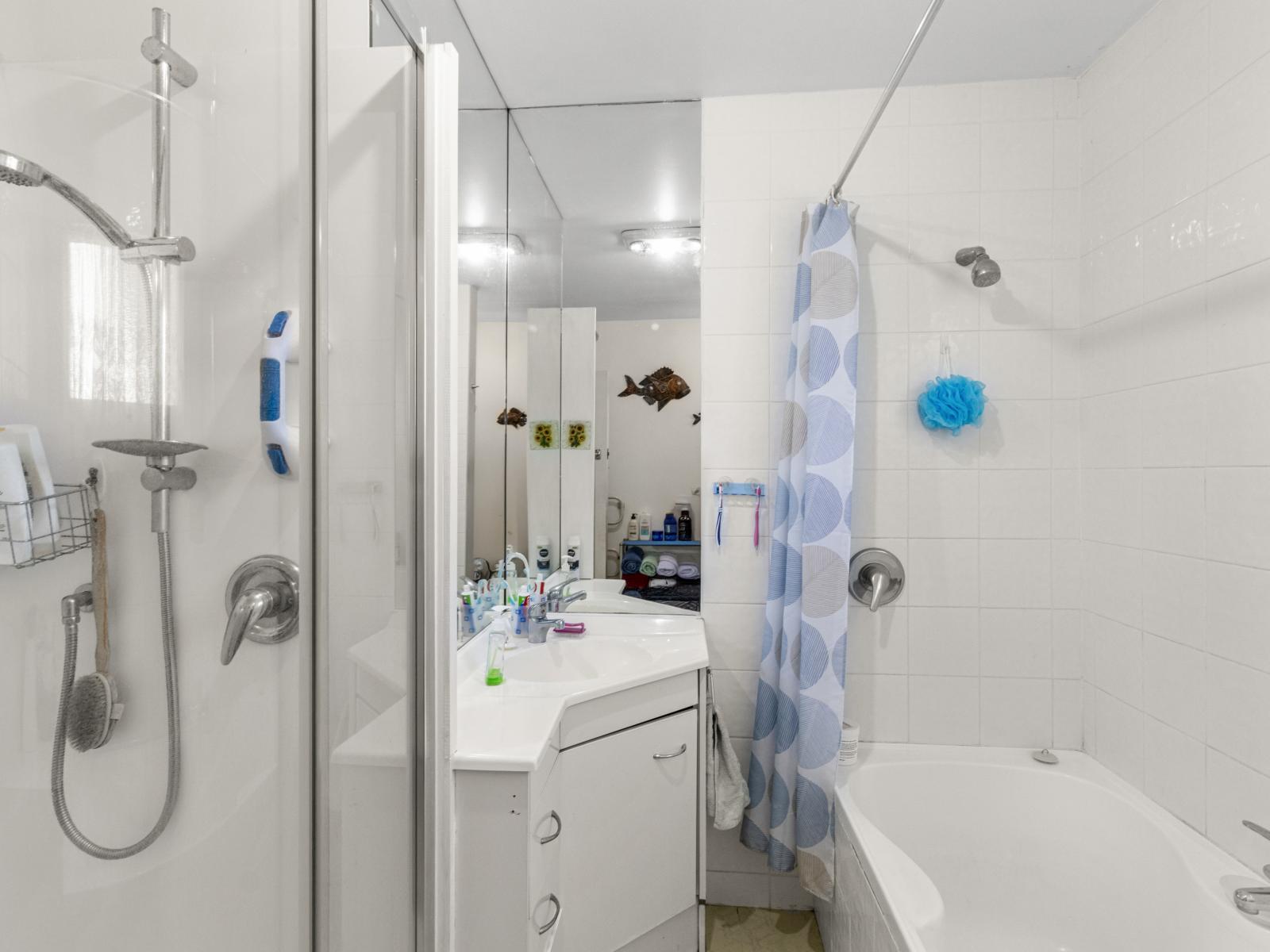 101 Clawton Street, Westown