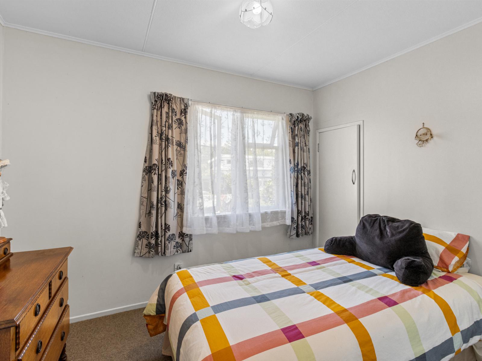 101 Clawton Street, Westown