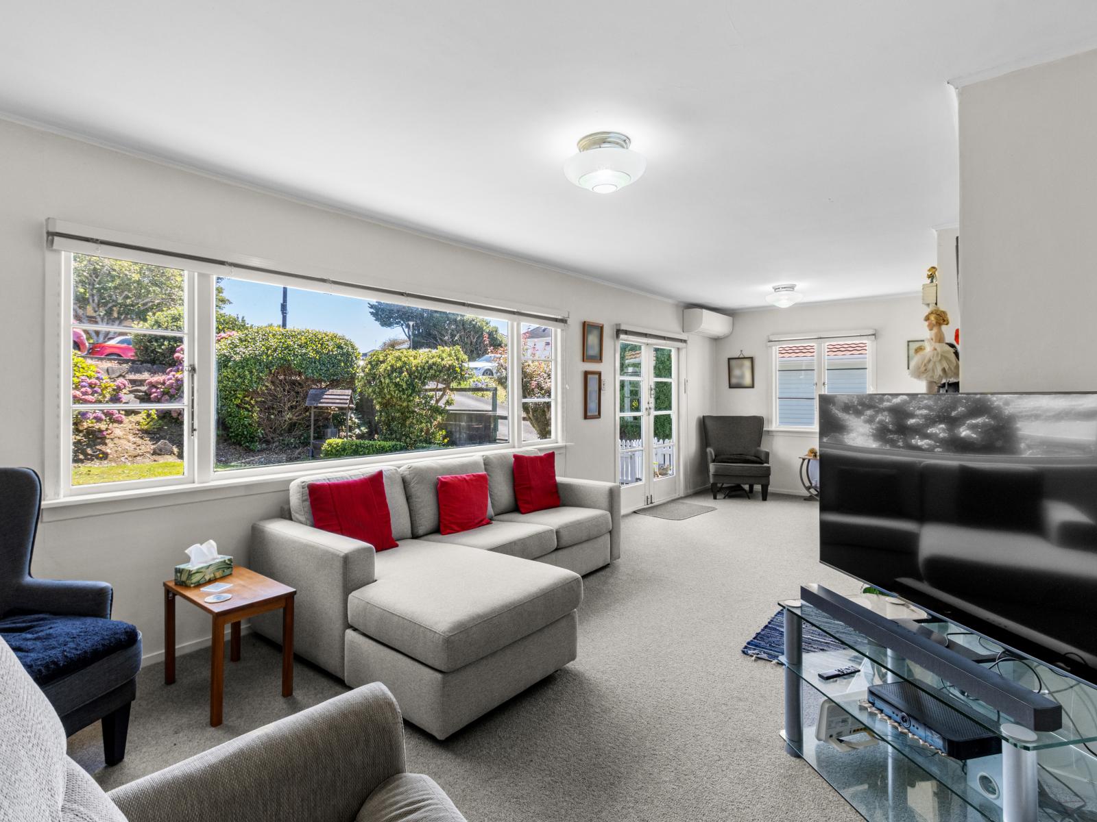 101 Clawton Street, Westown