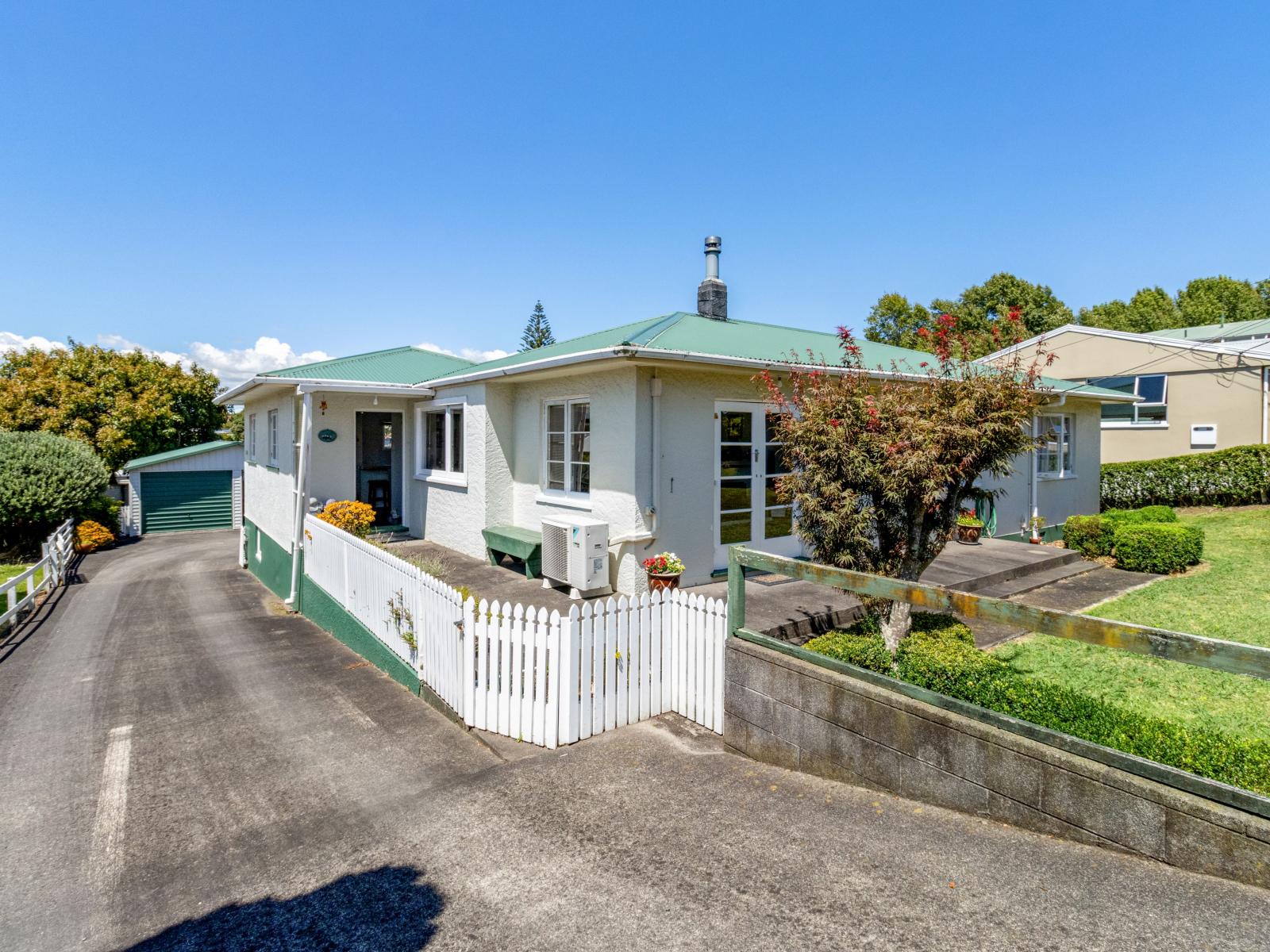 101 Clawton Street, Westown