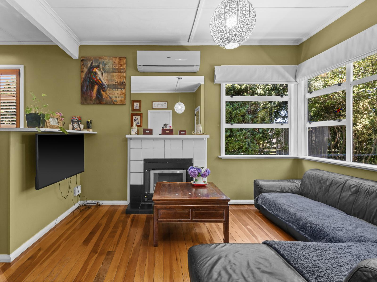 114 Mayfair Avenue, Mayfair