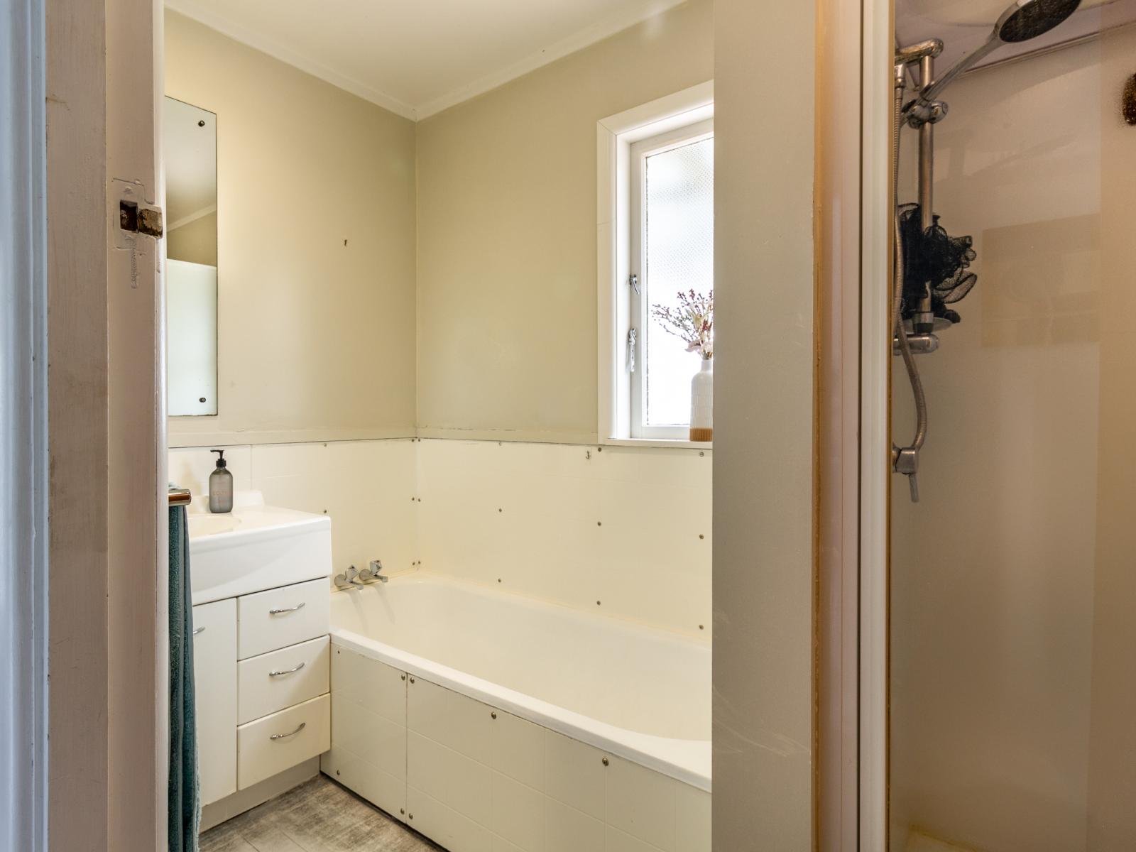 303 Lumsden Road, Akina