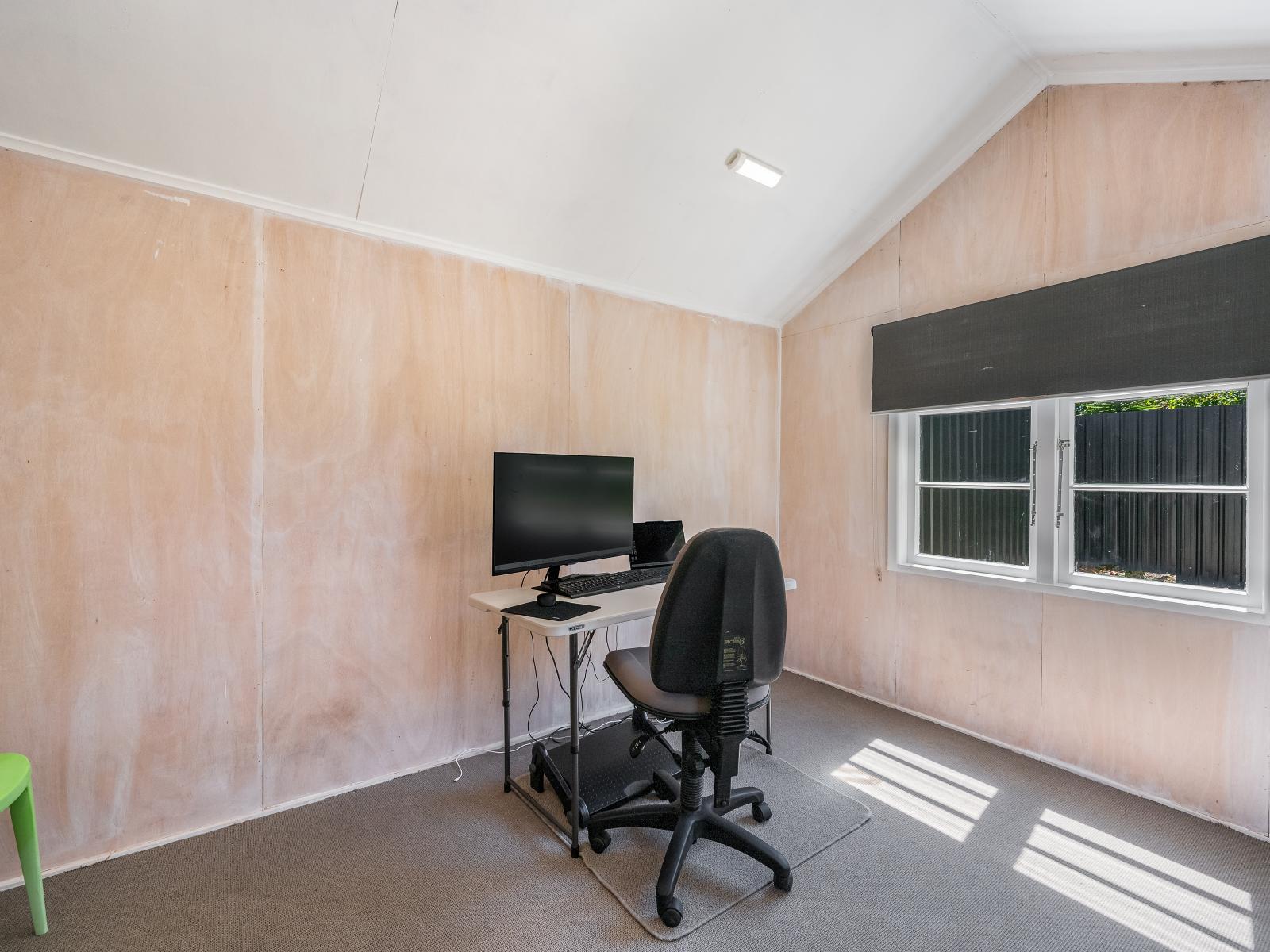 703 Queen Street West, St Leonards