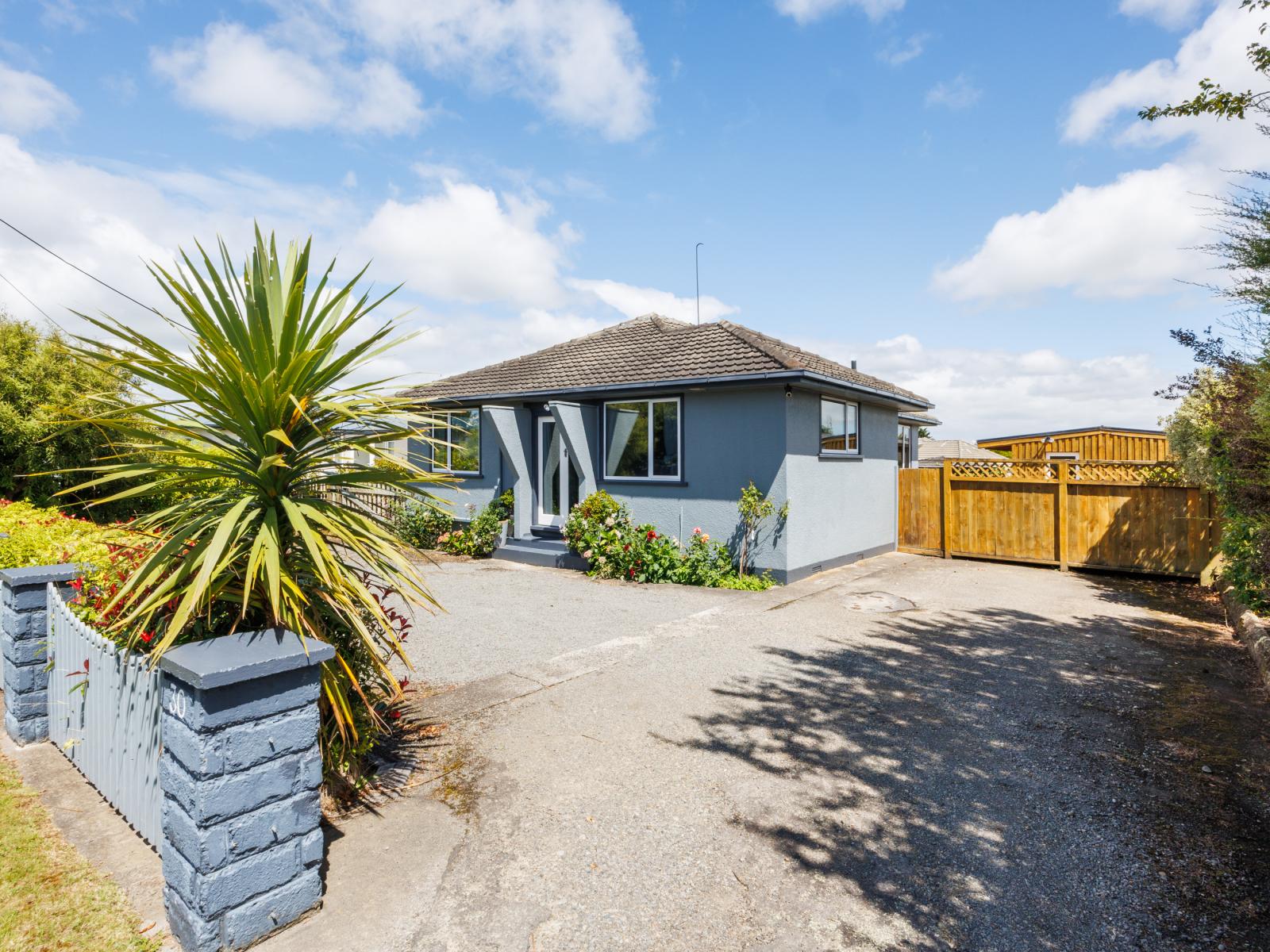 30 Pharazyn Street, Feilding