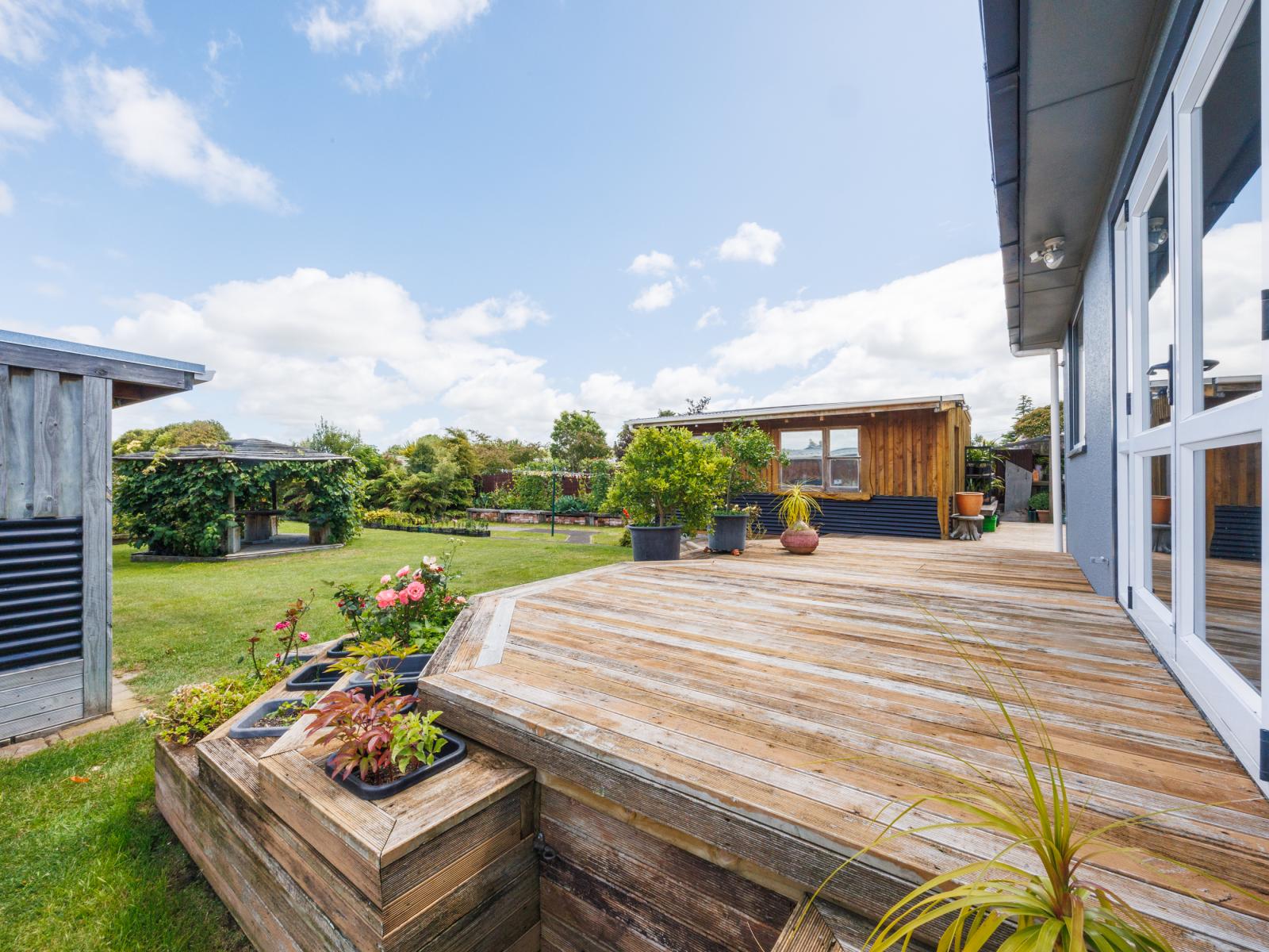 30 Pharazyn Street, Feilding