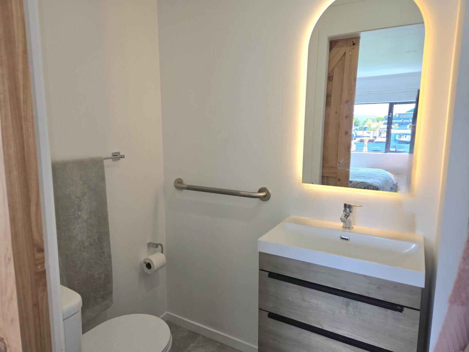 6 Adderley Street, Westport