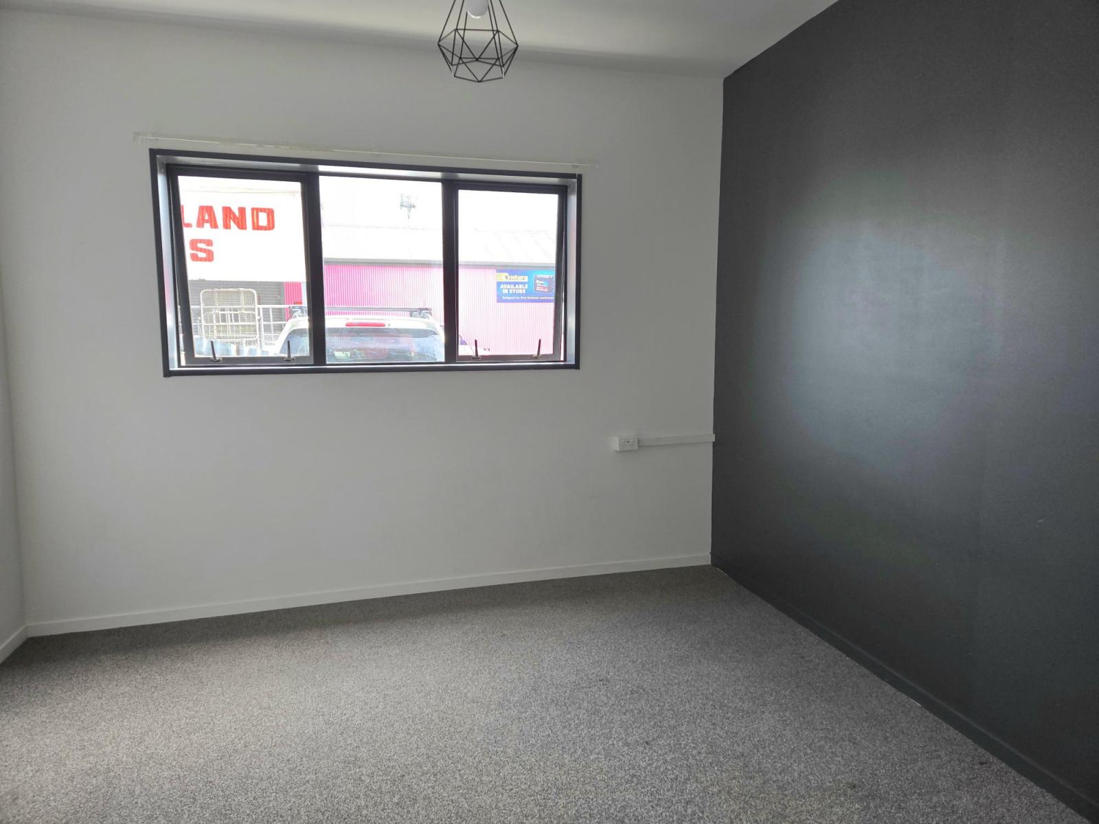 6 Adderley Street, Westport