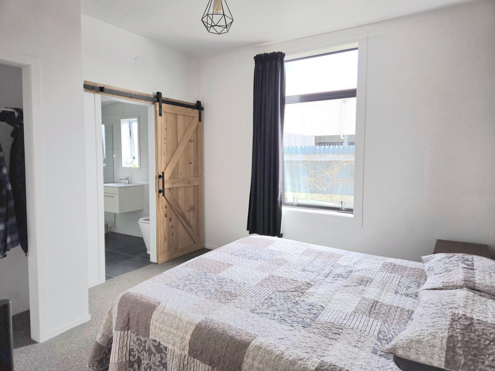 6 Adderley Street, Westport