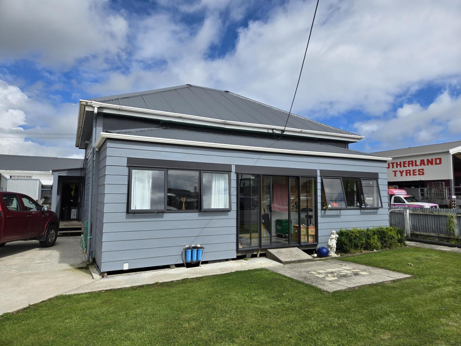 6 Adderley Street, Westport