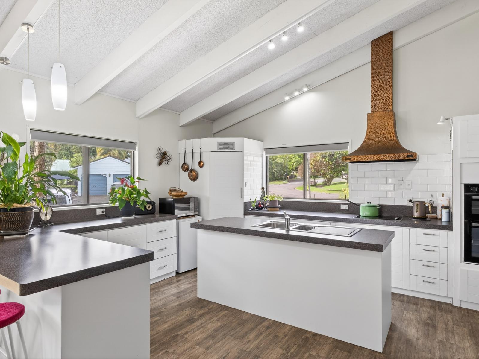 2 Magnolia Street, Outer Kaiti