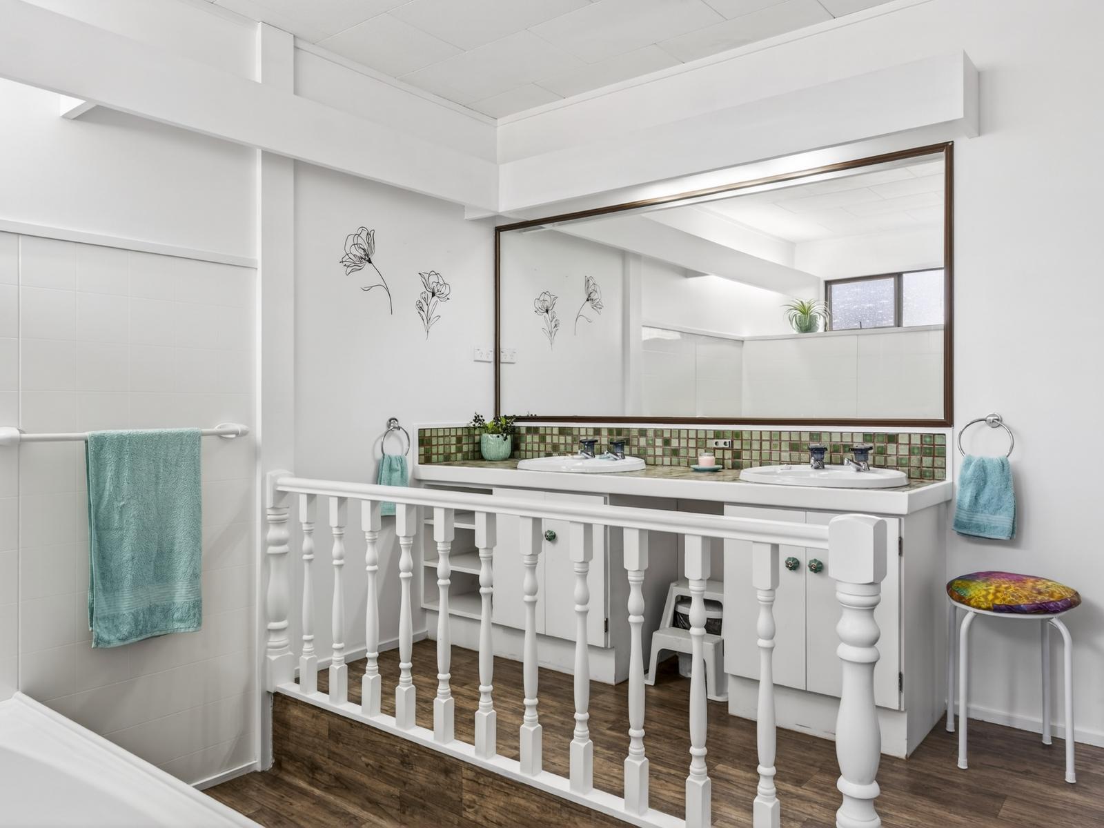 2 Magnolia Street, Outer Kaiti