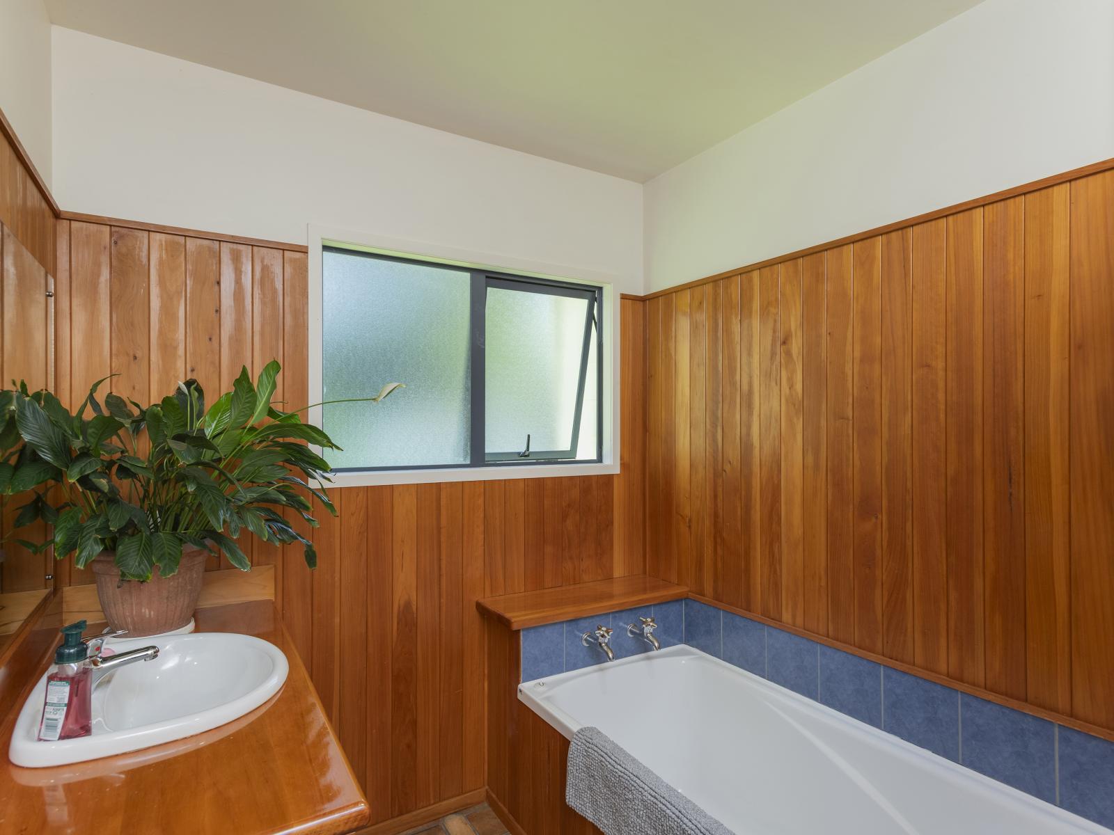 156 Bond Road, Ormond