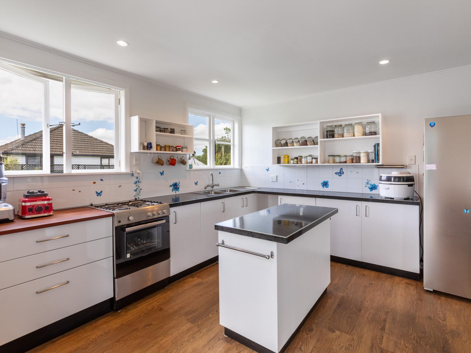 21 Hall Street, Woodville