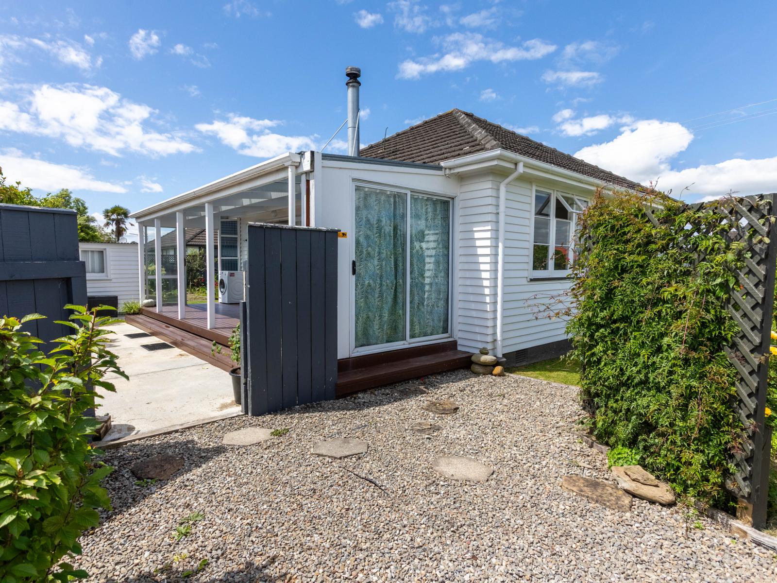 21 Hall Street, Woodville