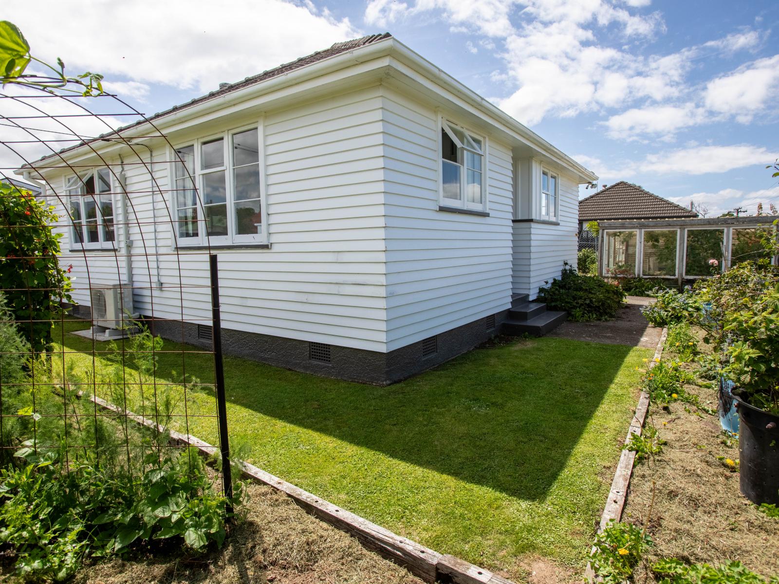 21 Hall Street, Woodville