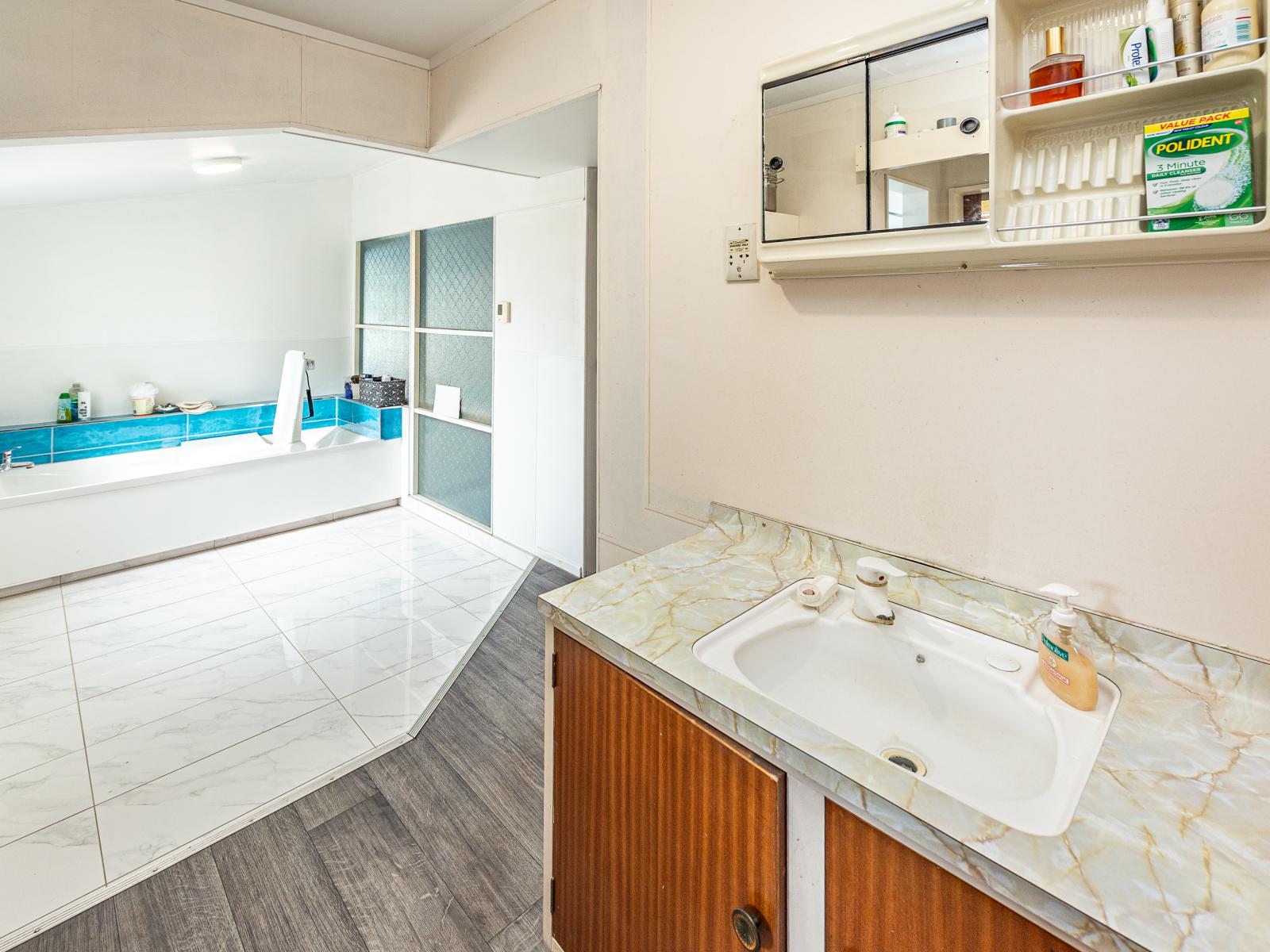 14 Saunders Place, Gonville