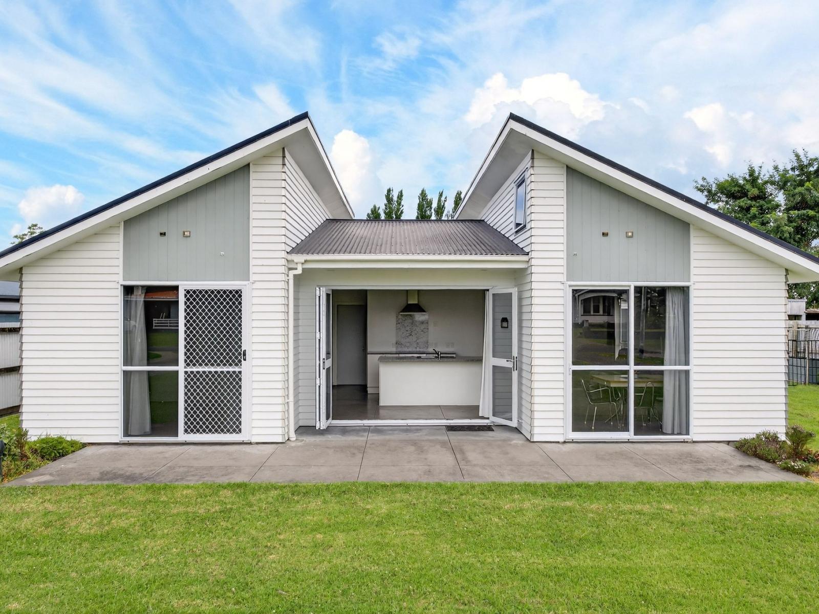 8 Parker Street, Elgin