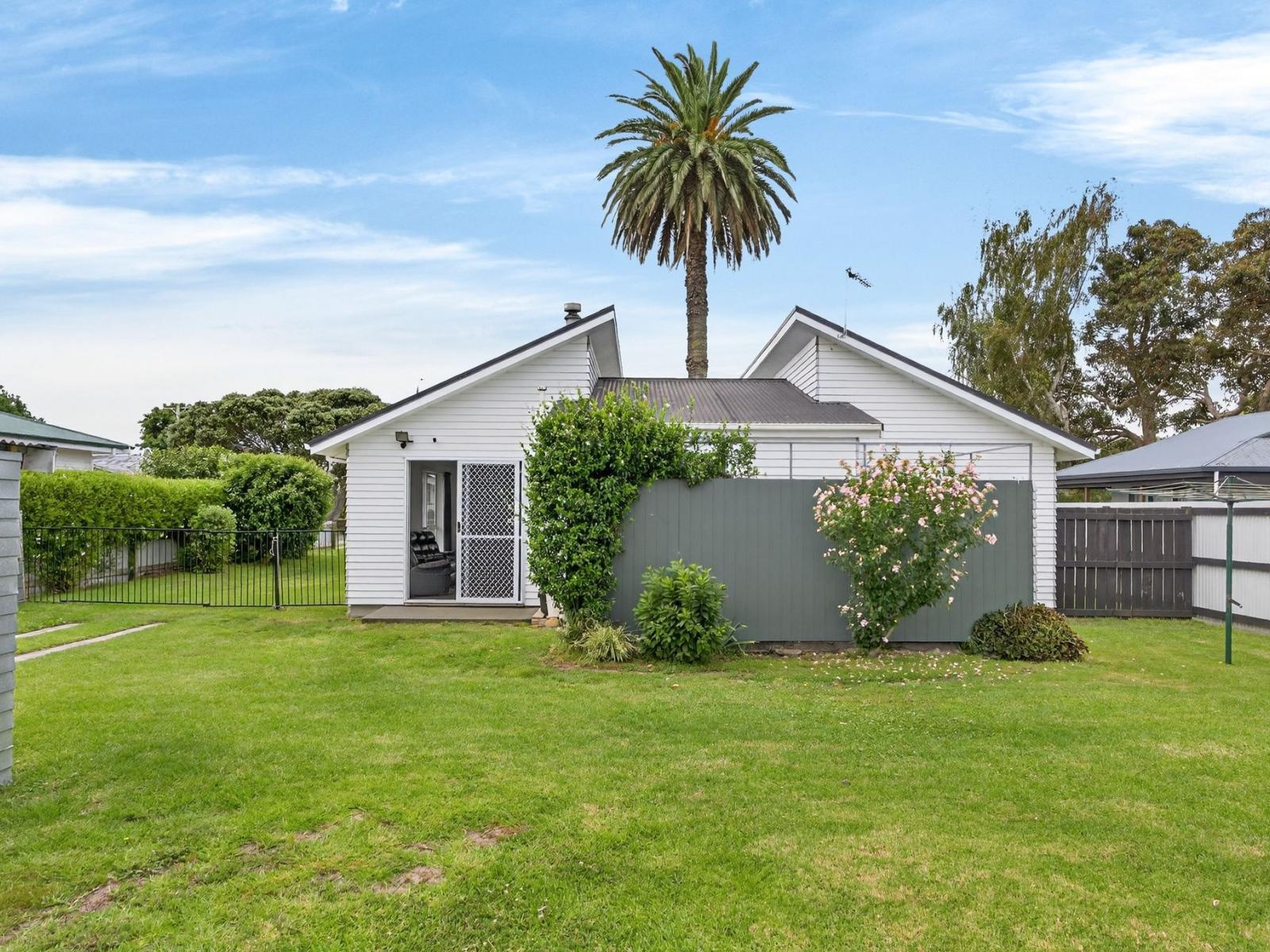 8 Parker Street, Elgin