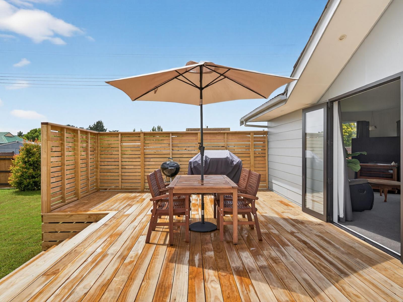 5 Cemetery Road, Sanson