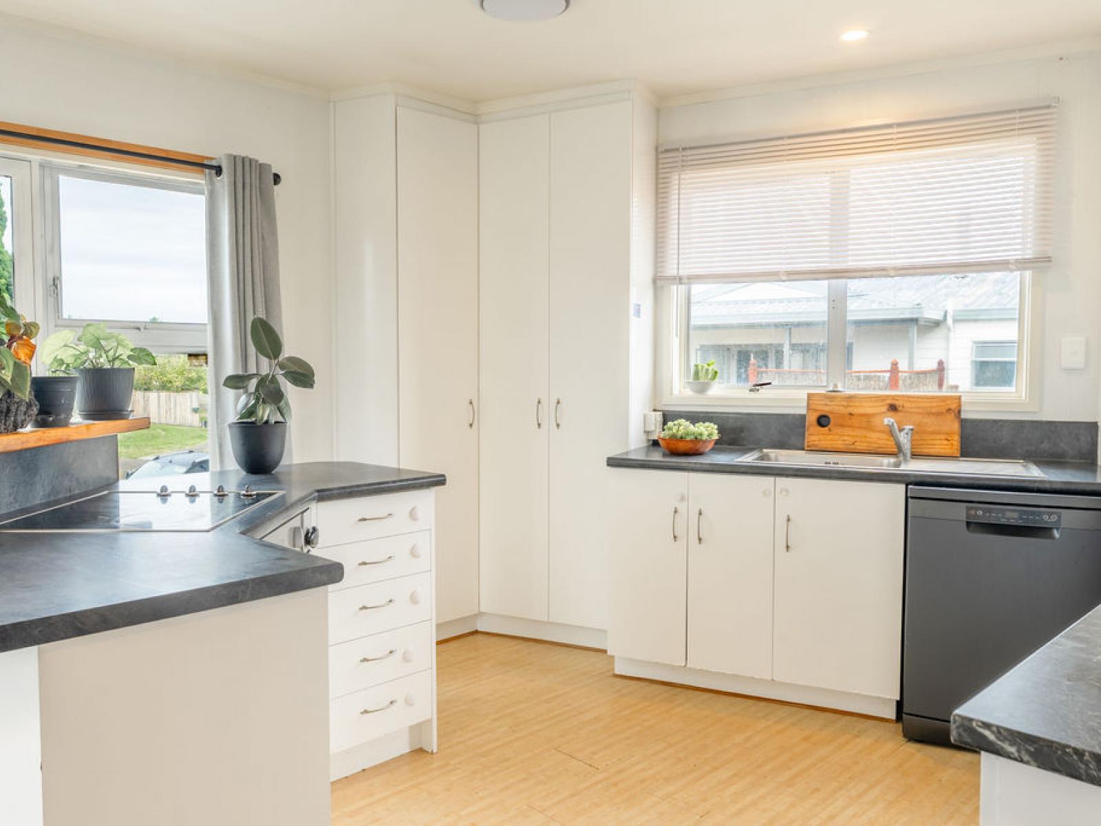 20 Landscape Road, Coastlands