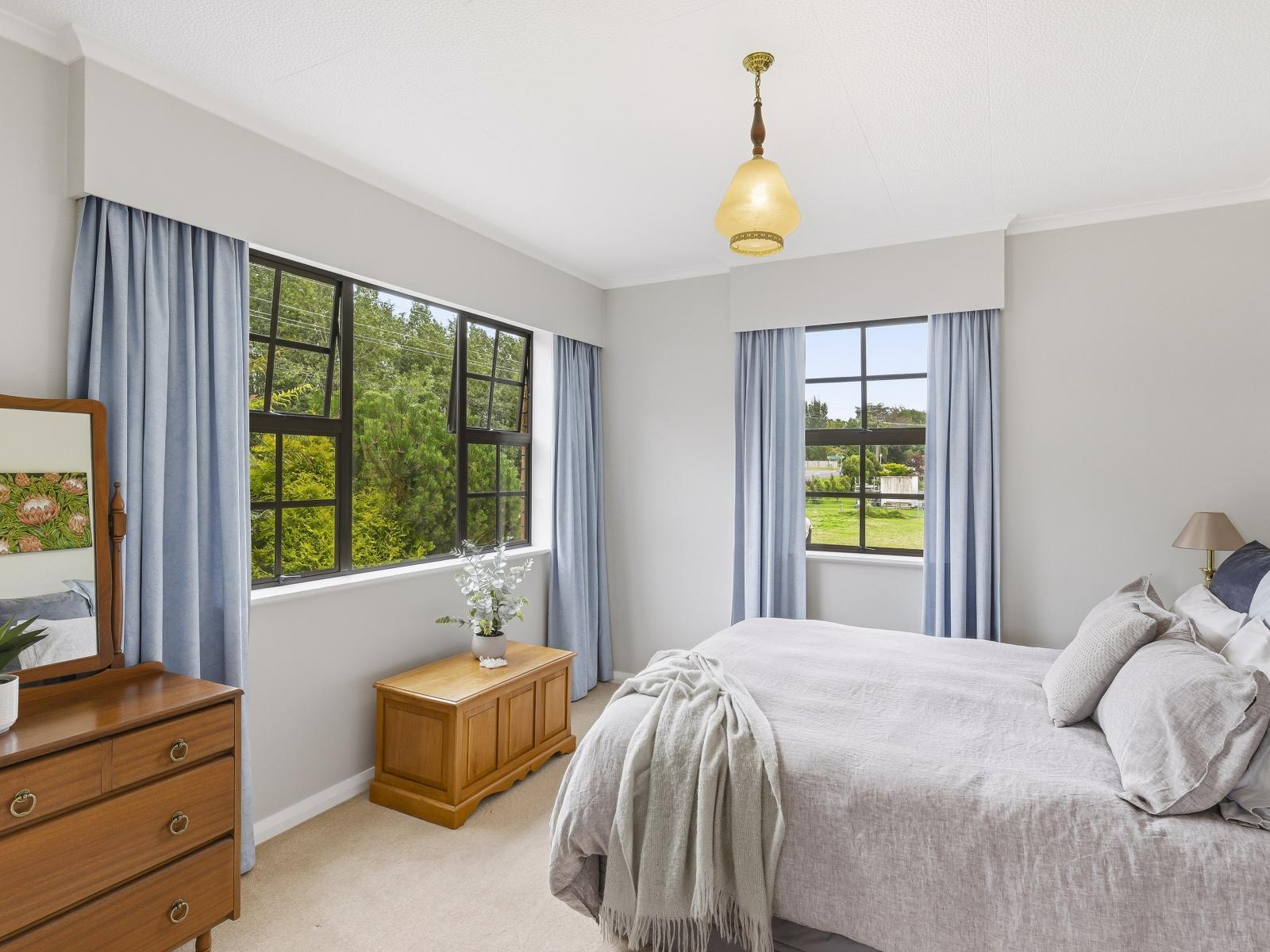 15 Koputaroa Road, Levin