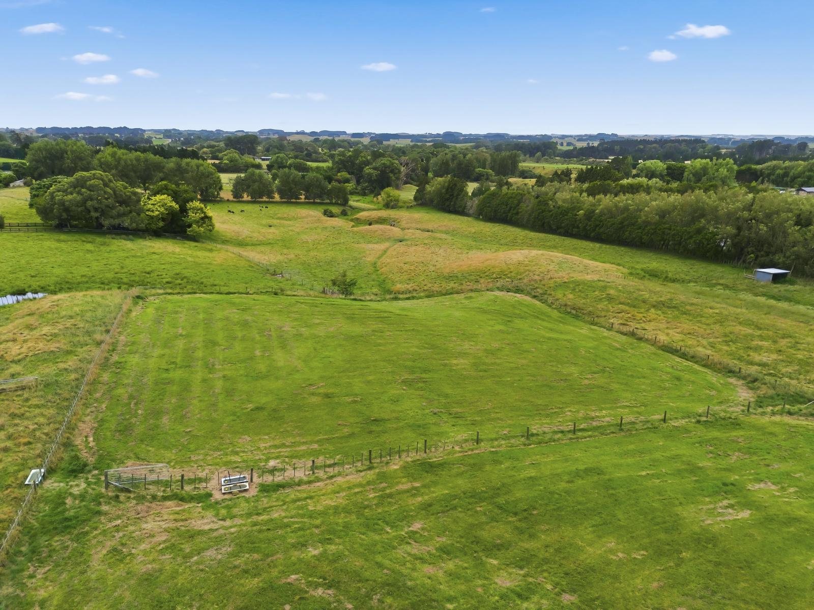 15 Koputaroa Road, Levin