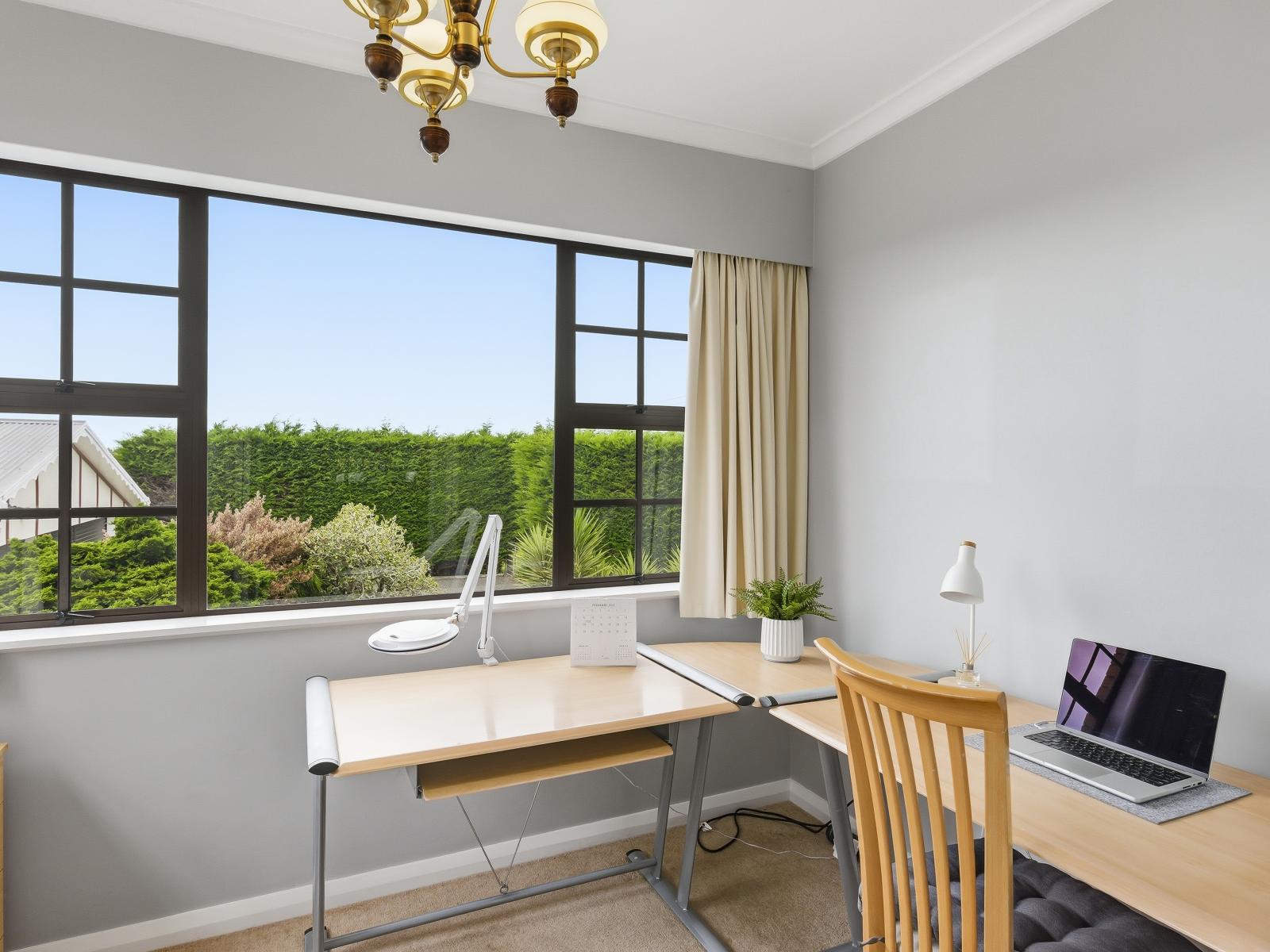 15 Koputaroa Road, Levin