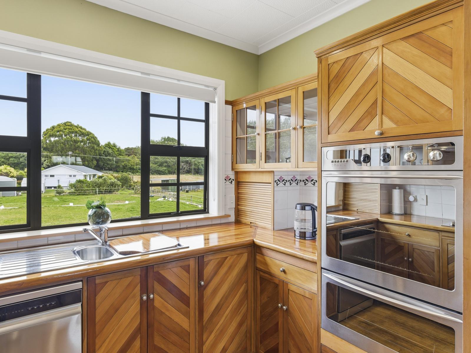 15 Koputaroa Road, Levin