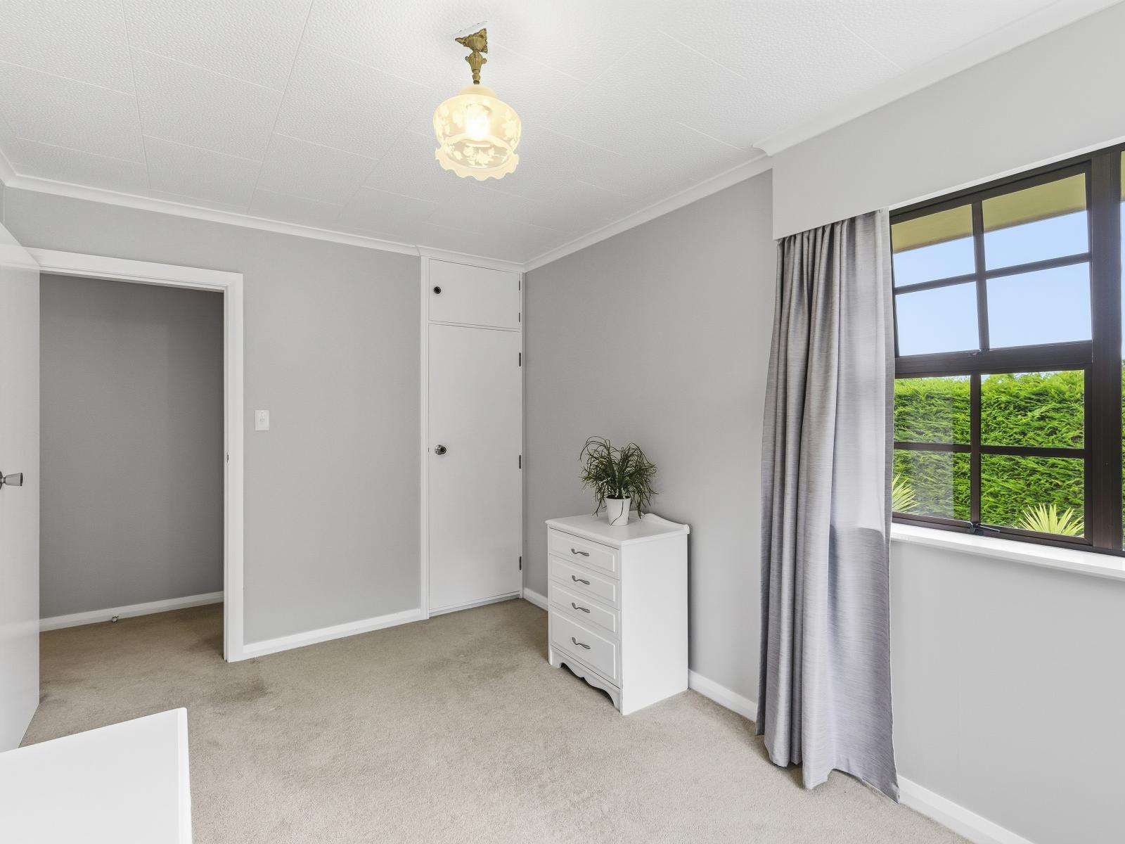 15 Koputaroa Road, Levin