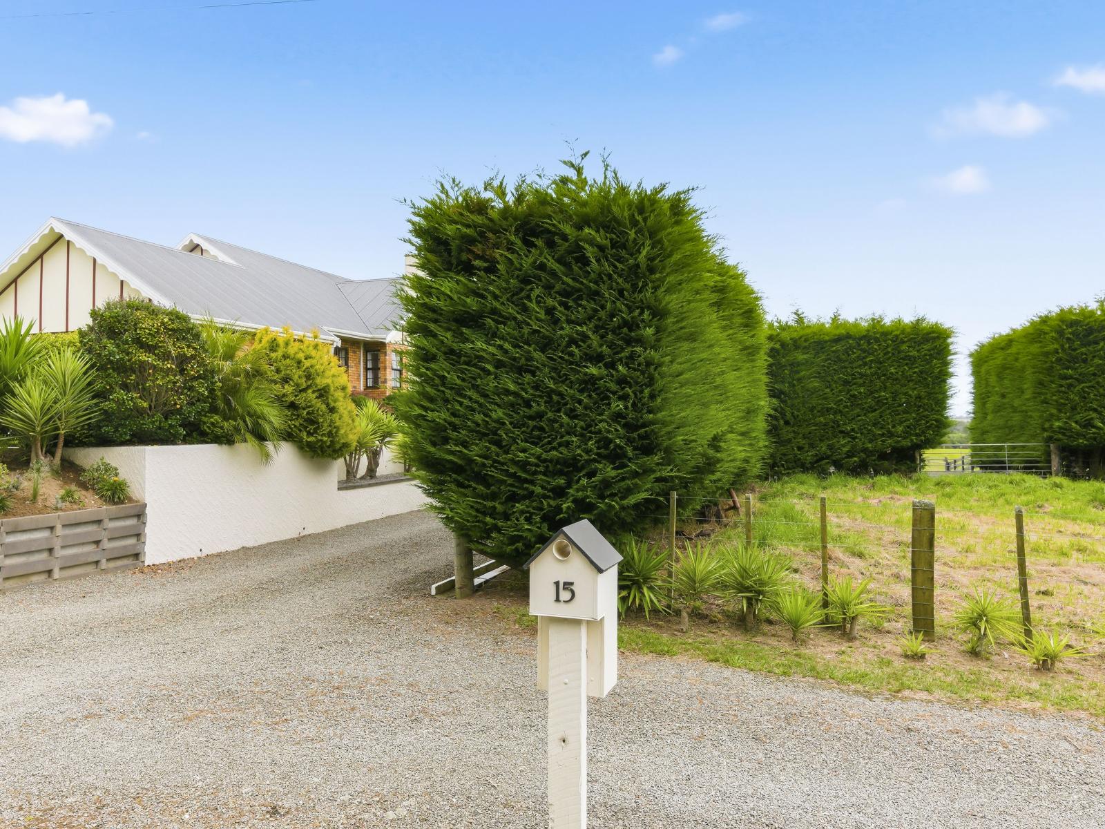 15 Koputaroa Road, Levin