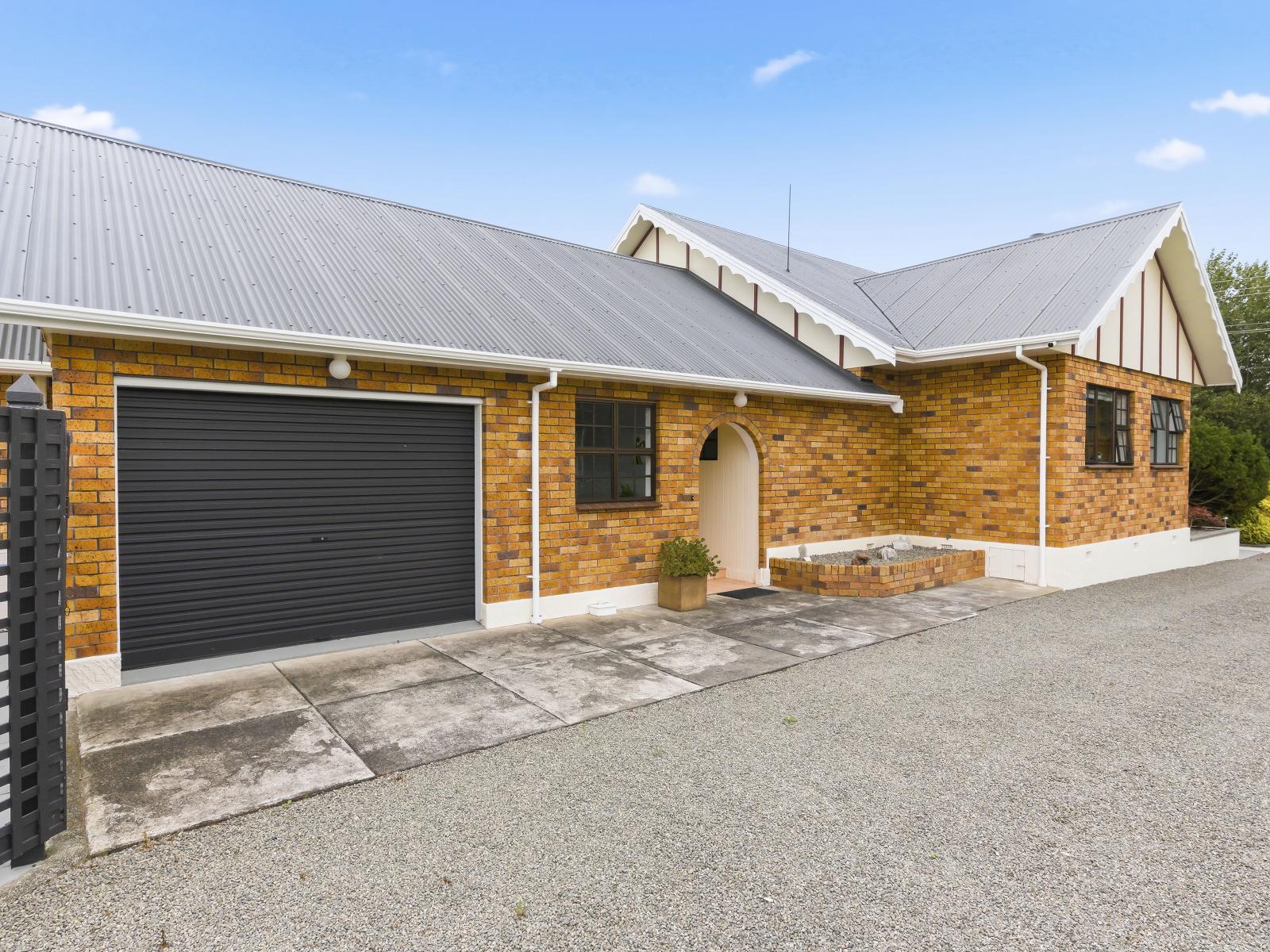 15 Koputaroa Road, Levin