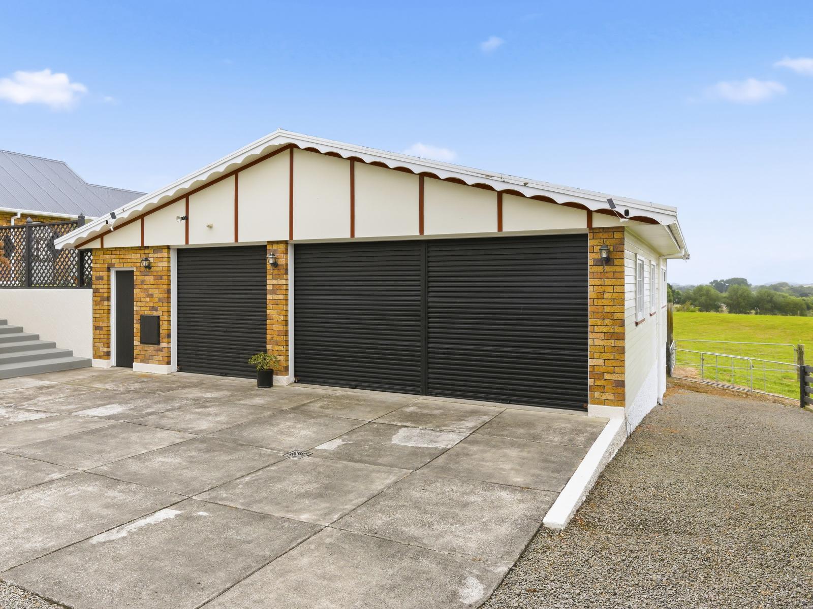 15 Koputaroa Road, Levin