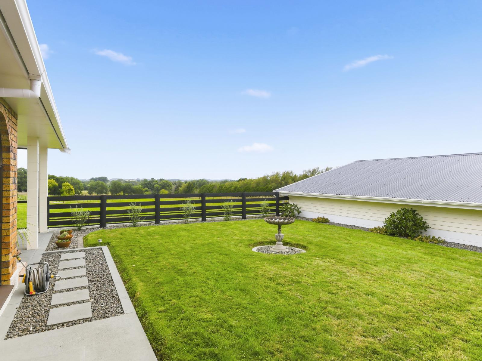 15 Koputaroa Road, Levin