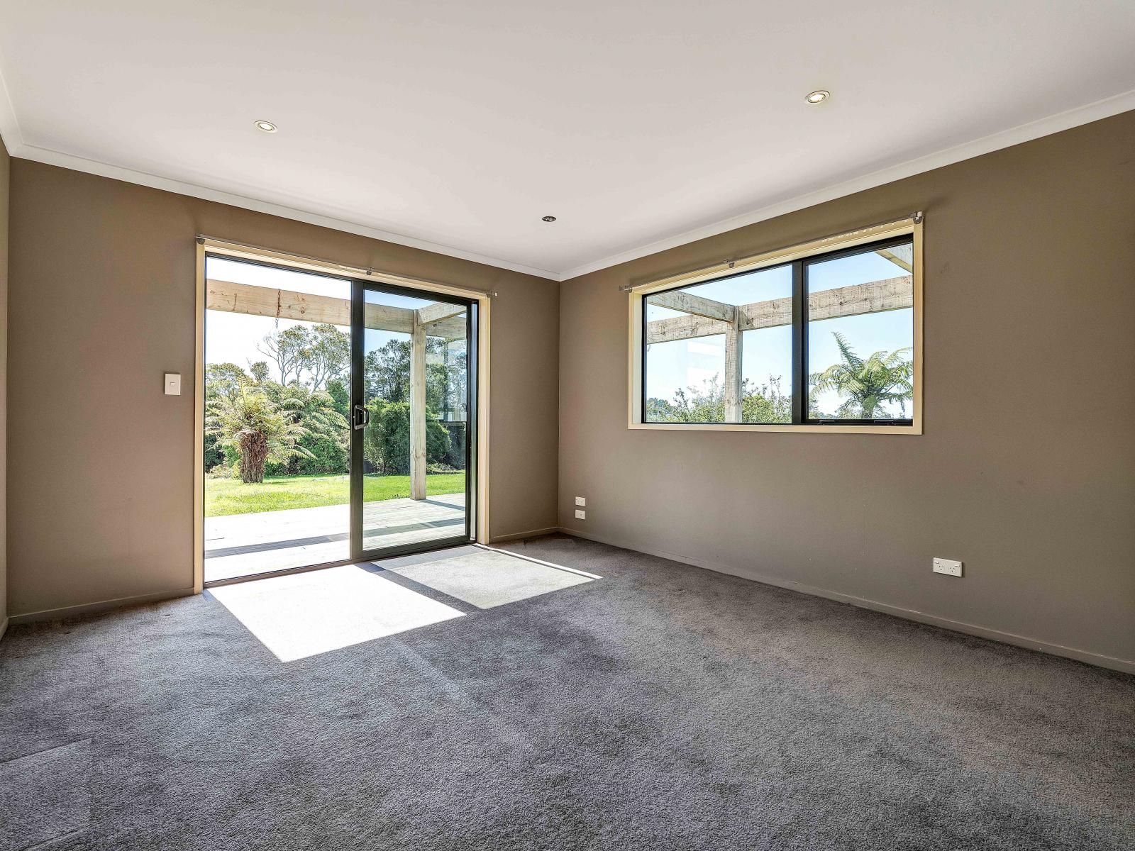 125 Bedford Road, Kaimiro
