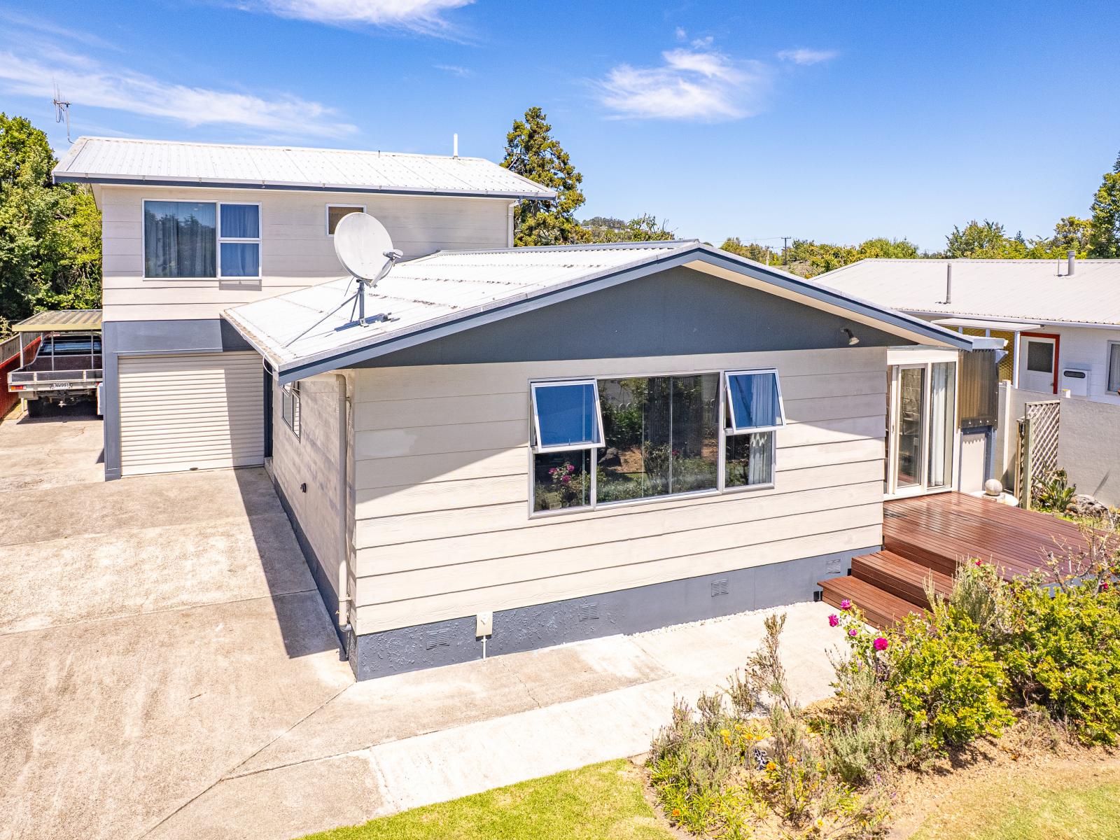 12 Hackett Street, Whanganui East