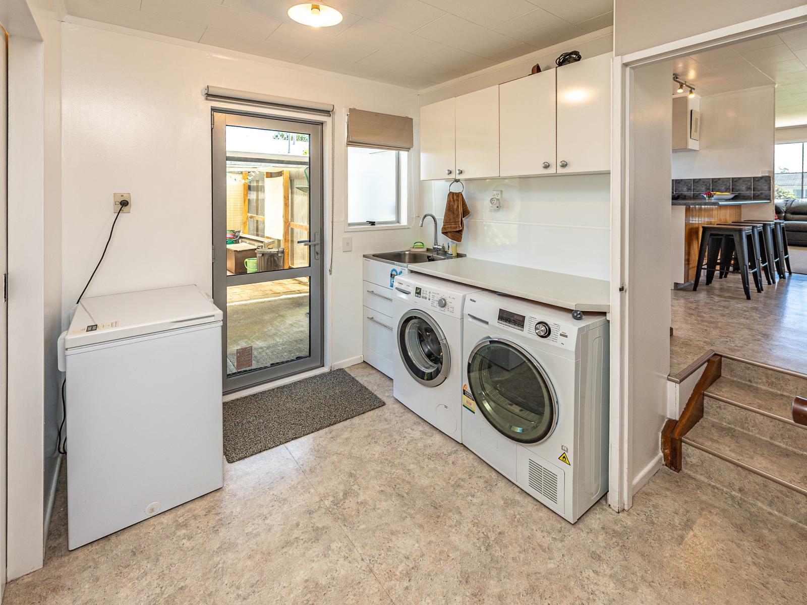 12 Hackett Street, Whanganui East