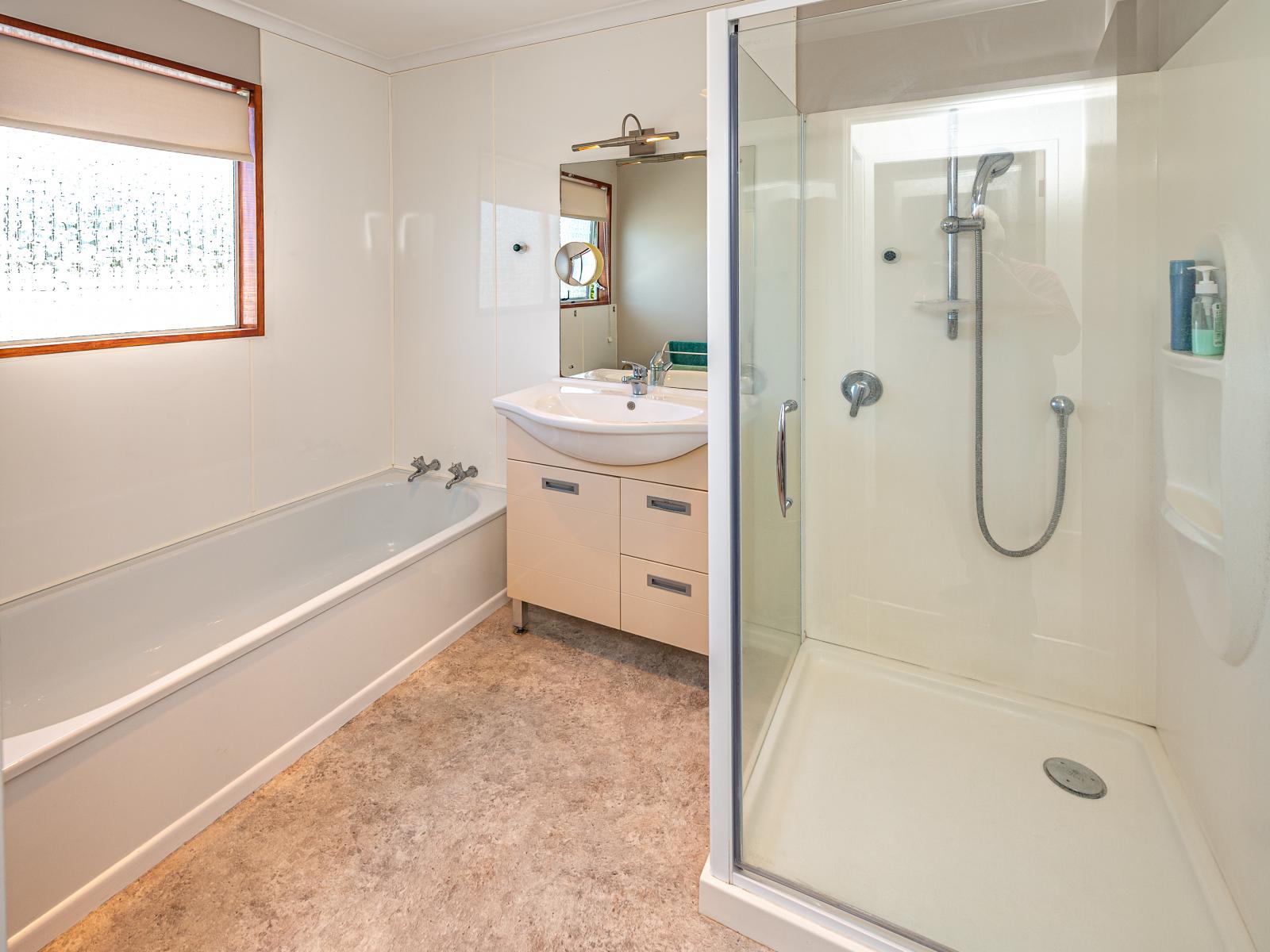 12 Hackett Street, Whanganui East