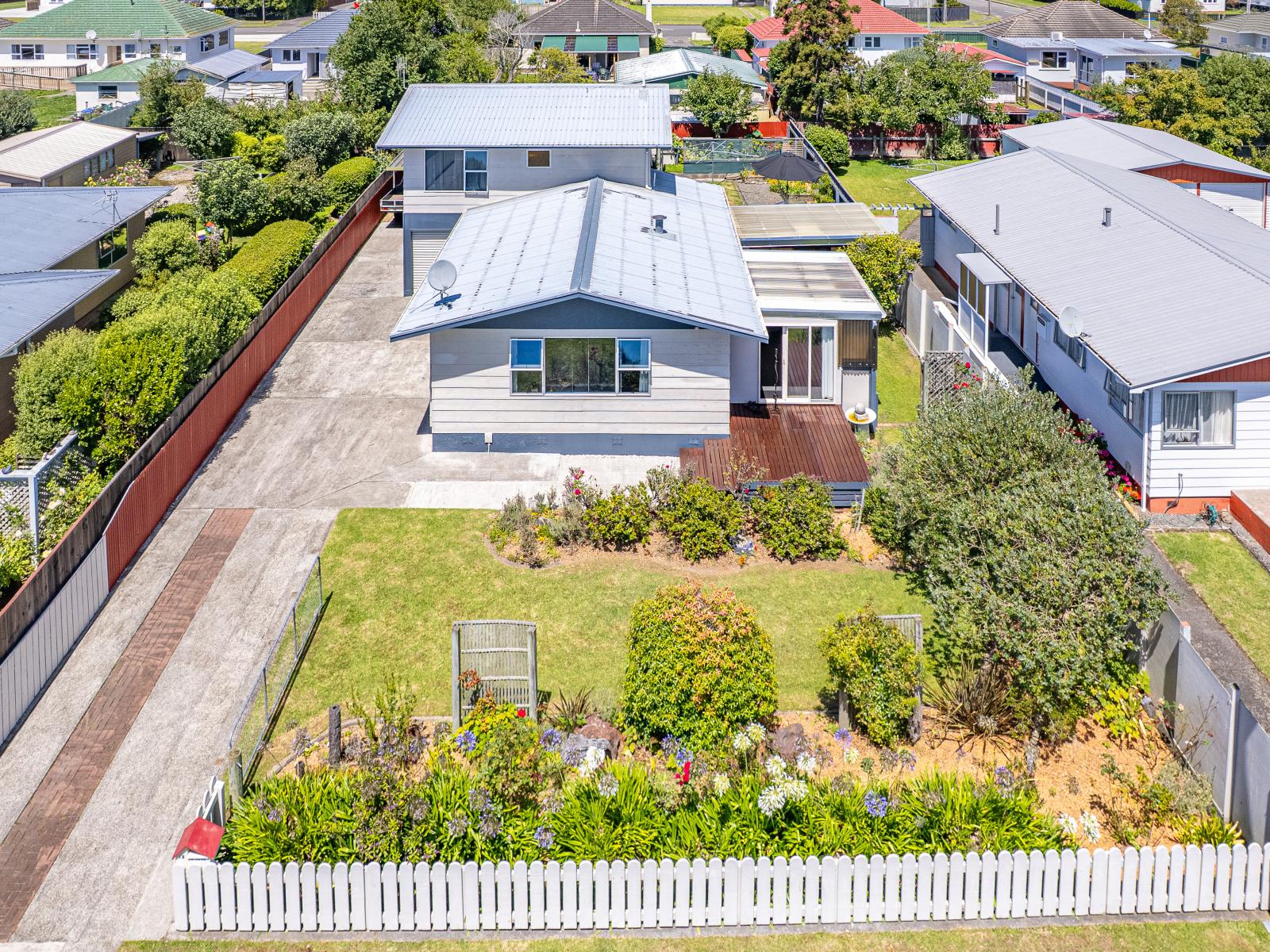 12 Hackett Street, Whanganui East