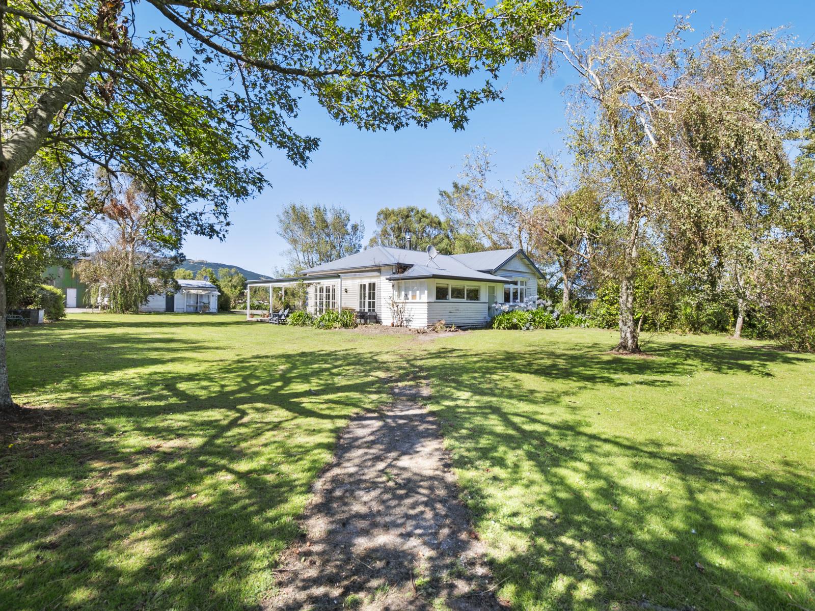 1347 Tennent Drive, Linton