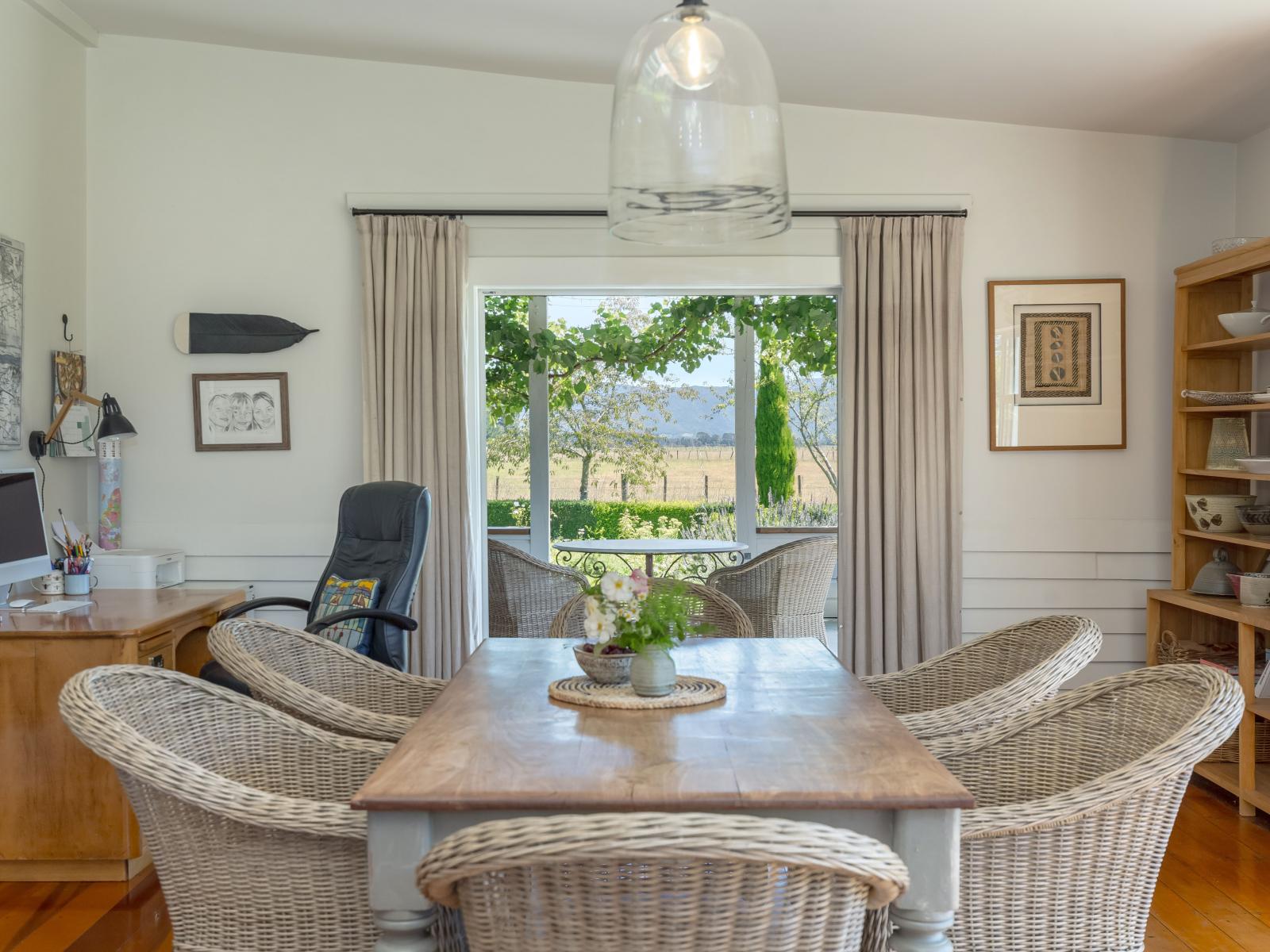 80 Battersea Road, Morisons Bush