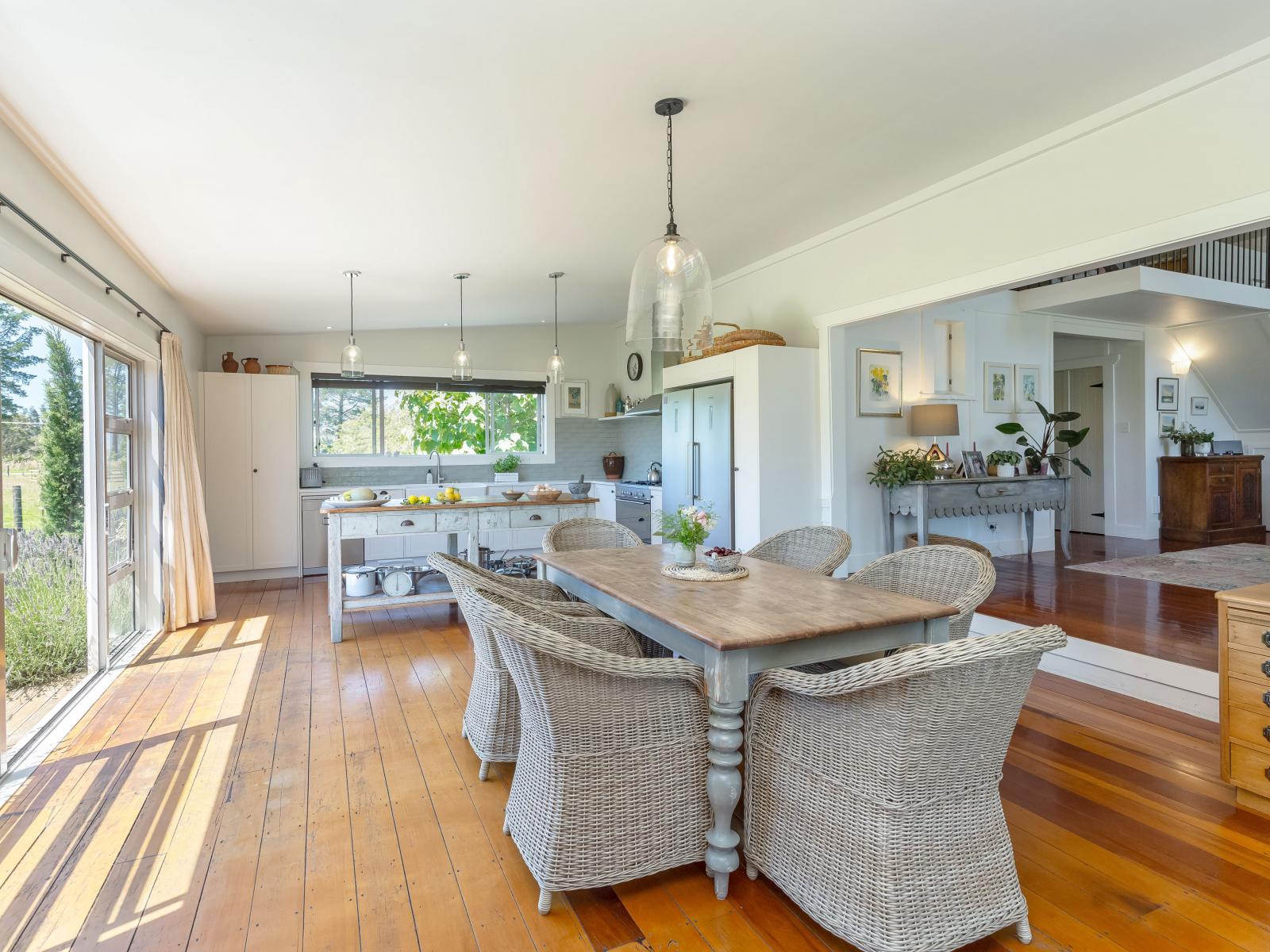 80 Battersea Road, Morisons Bush