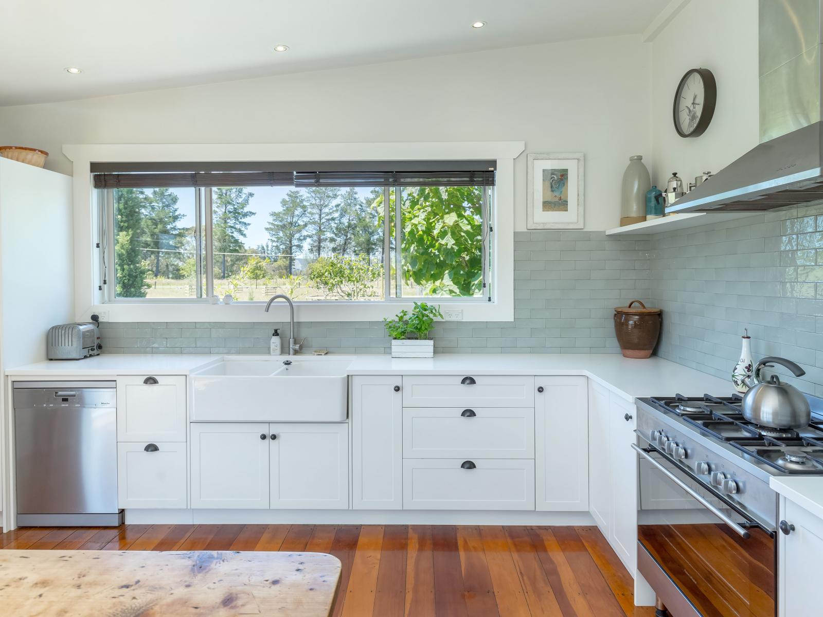 80 Battersea Road, Morisons Bush