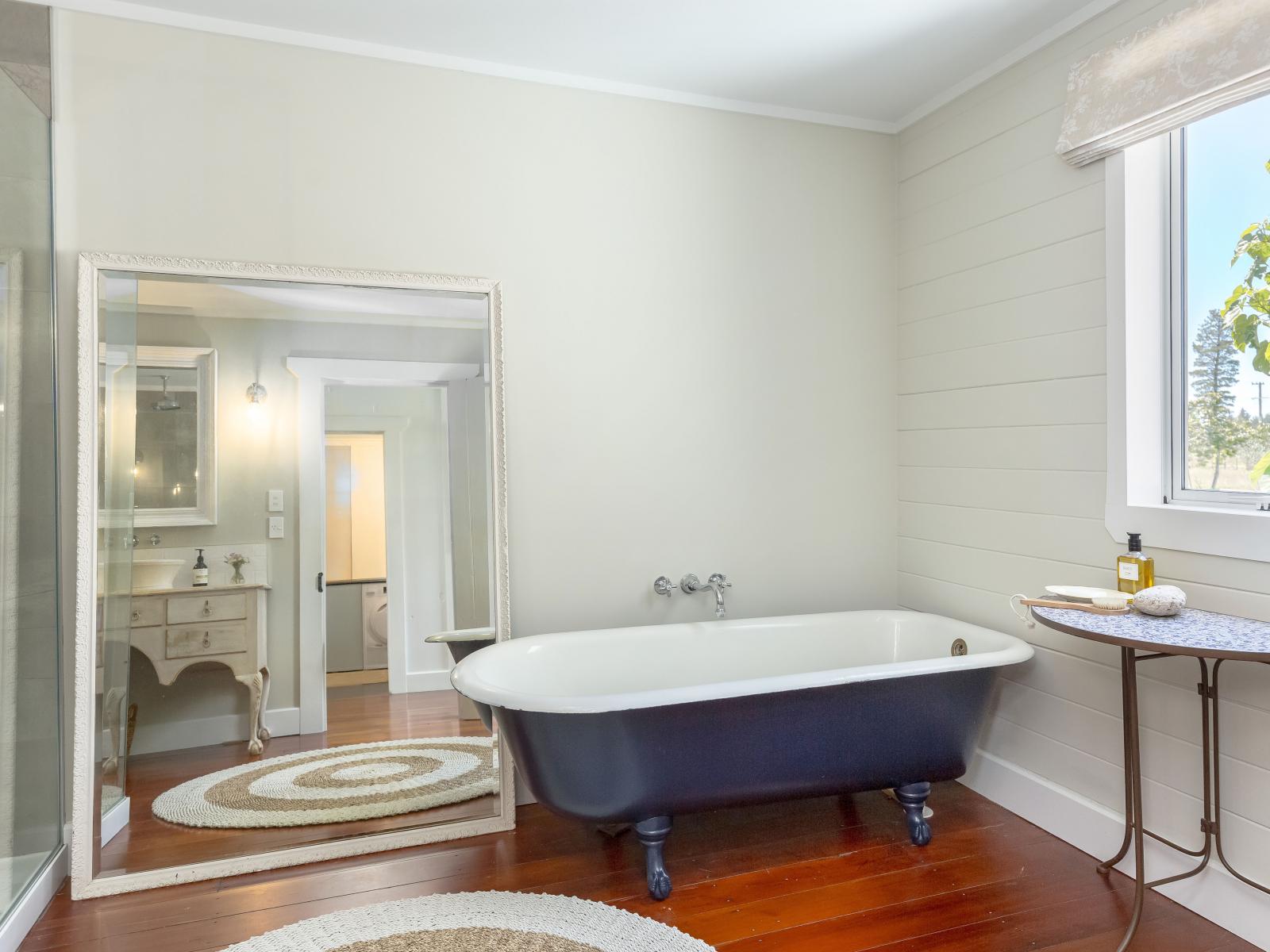 80 Battersea Road, Morisons Bush