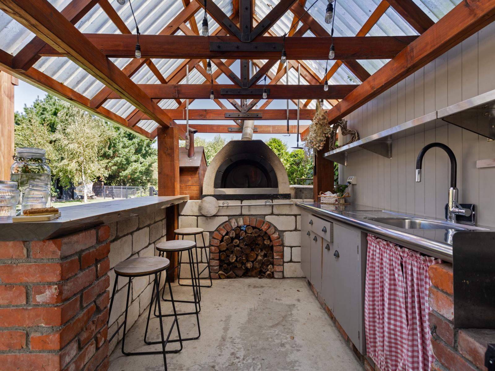 33 Royal Oak Drive, Kelvin Grove